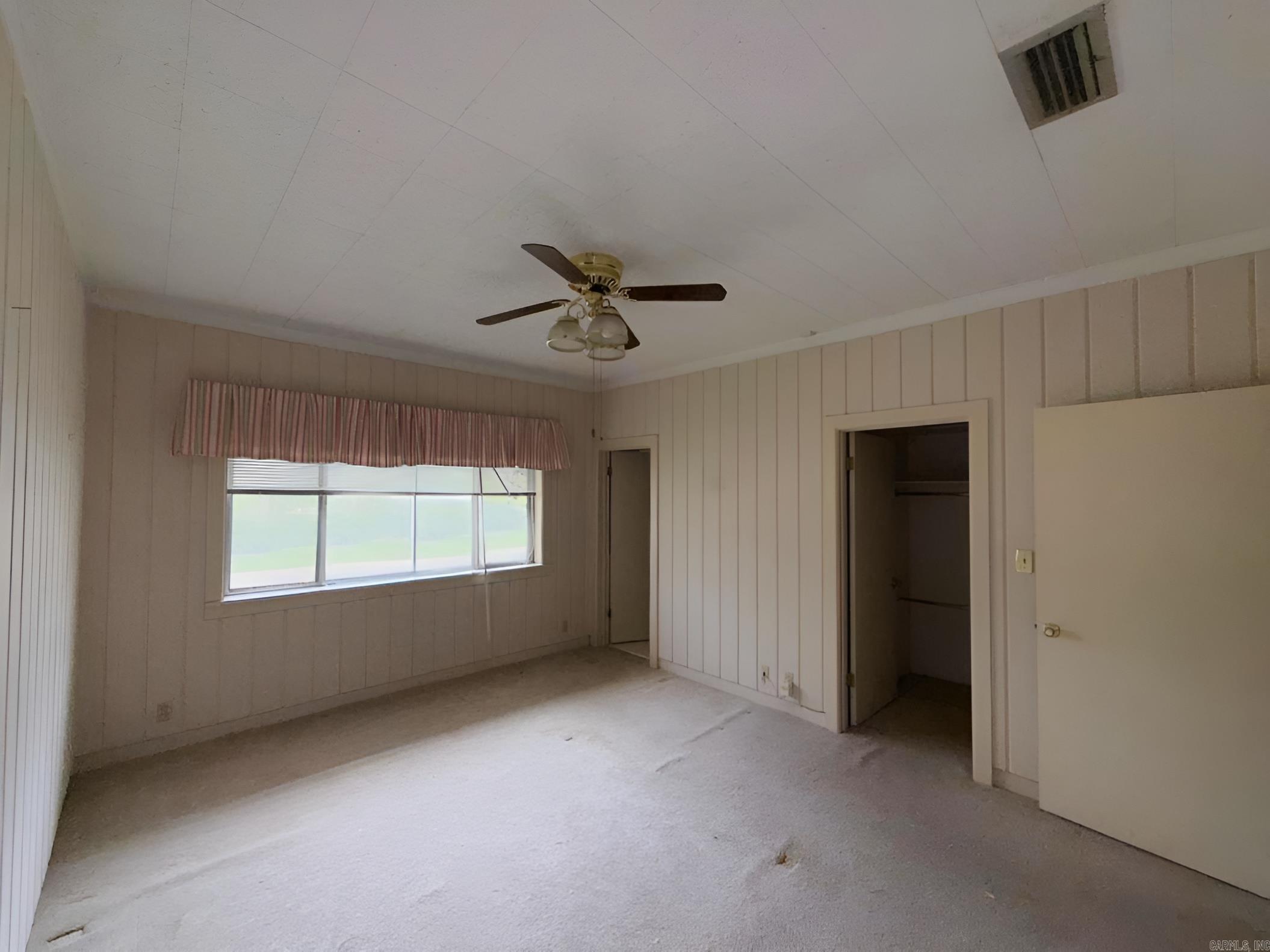 COUNTRY CLUB COLONY - Residential