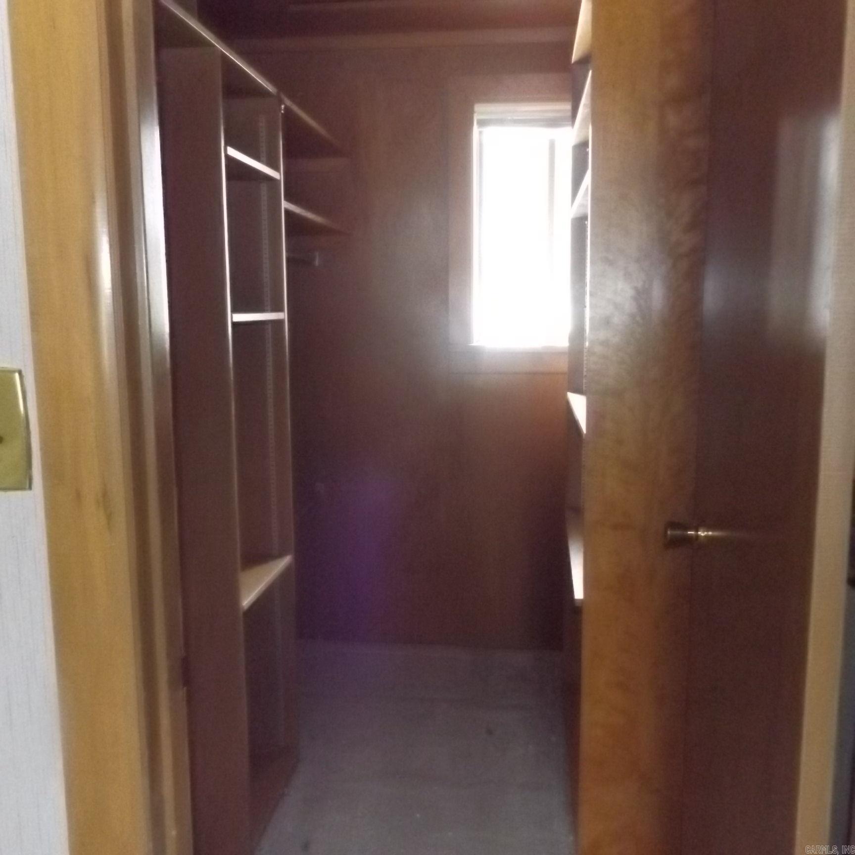 COUNTRY CLUB COLONY - Residential