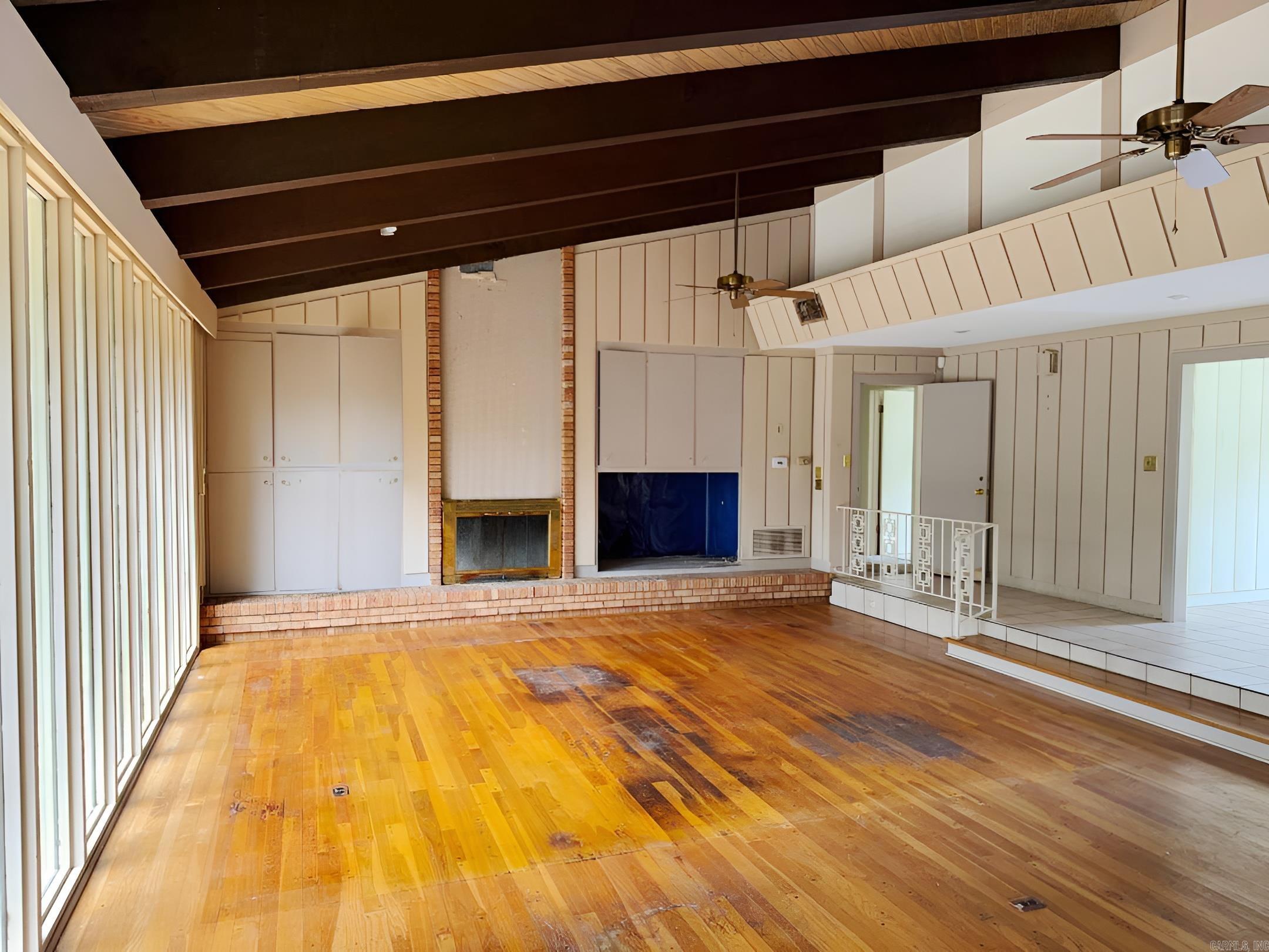 COUNTRY CLUB COLONY - Residential