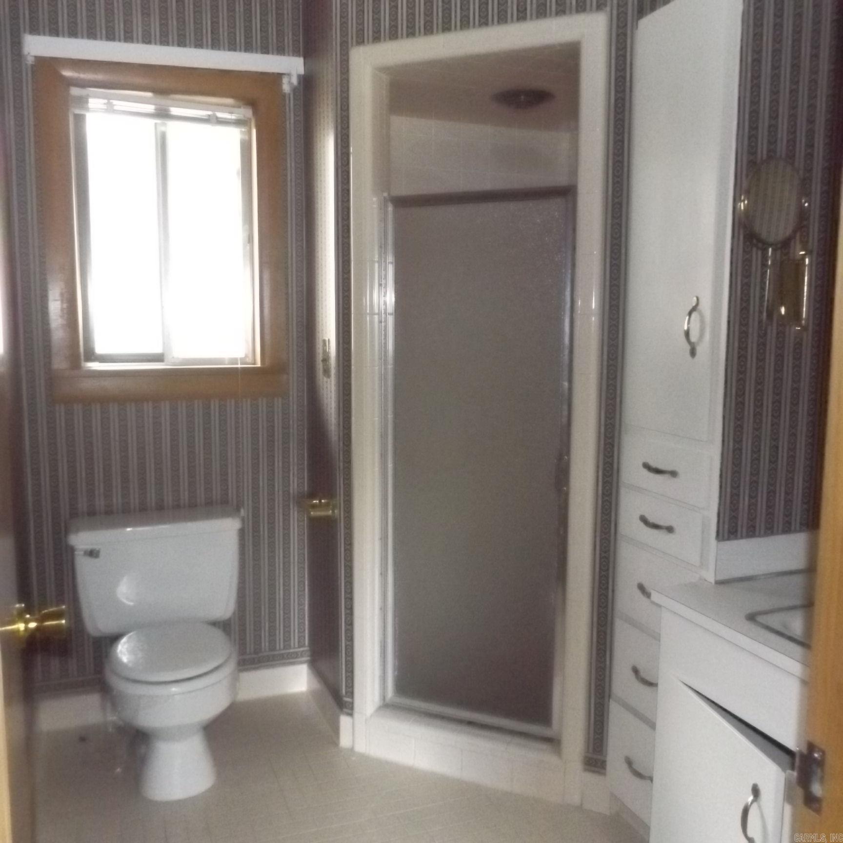 COUNTRY CLUB COLONY - Residential