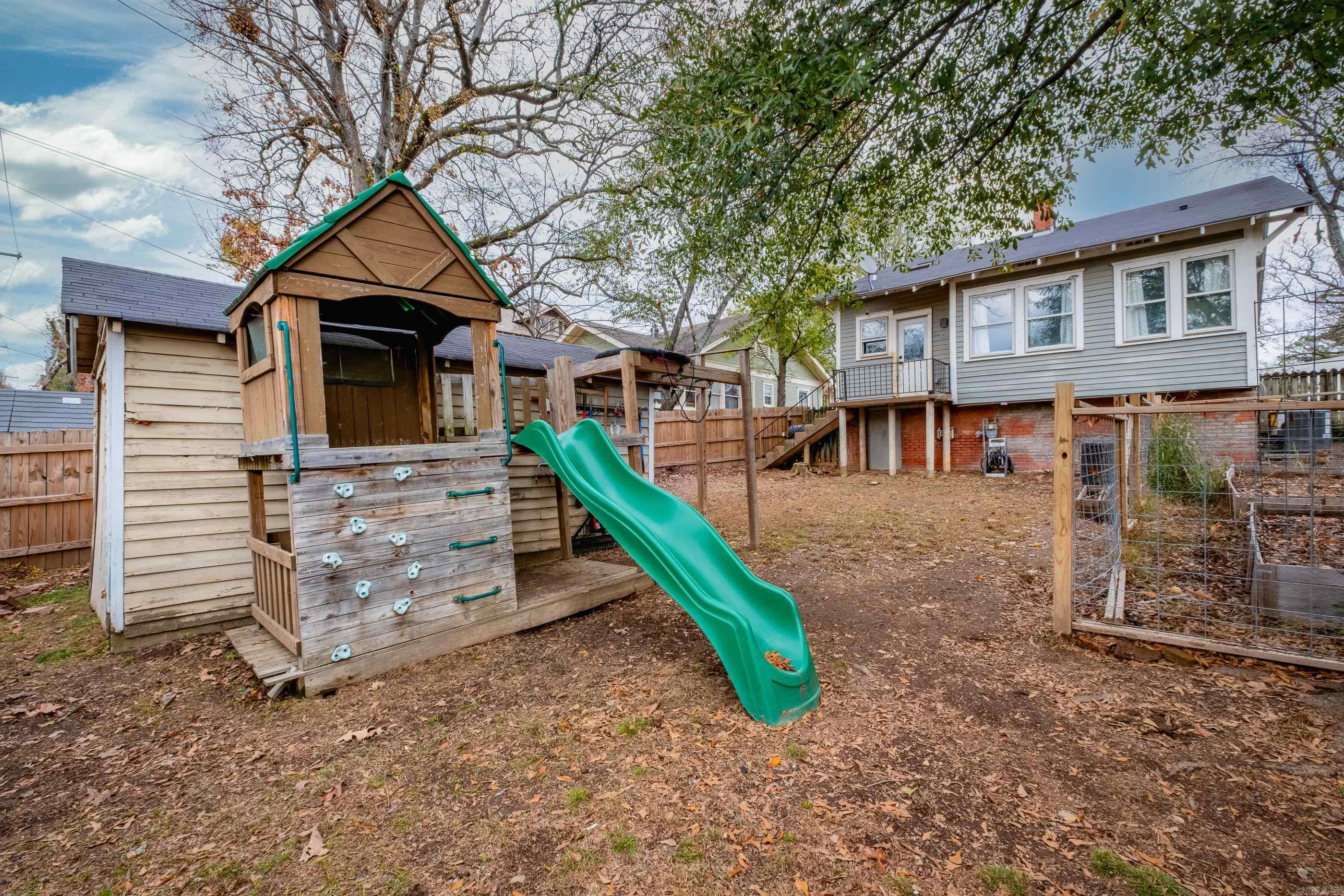 YOUNGS PARK - Residential