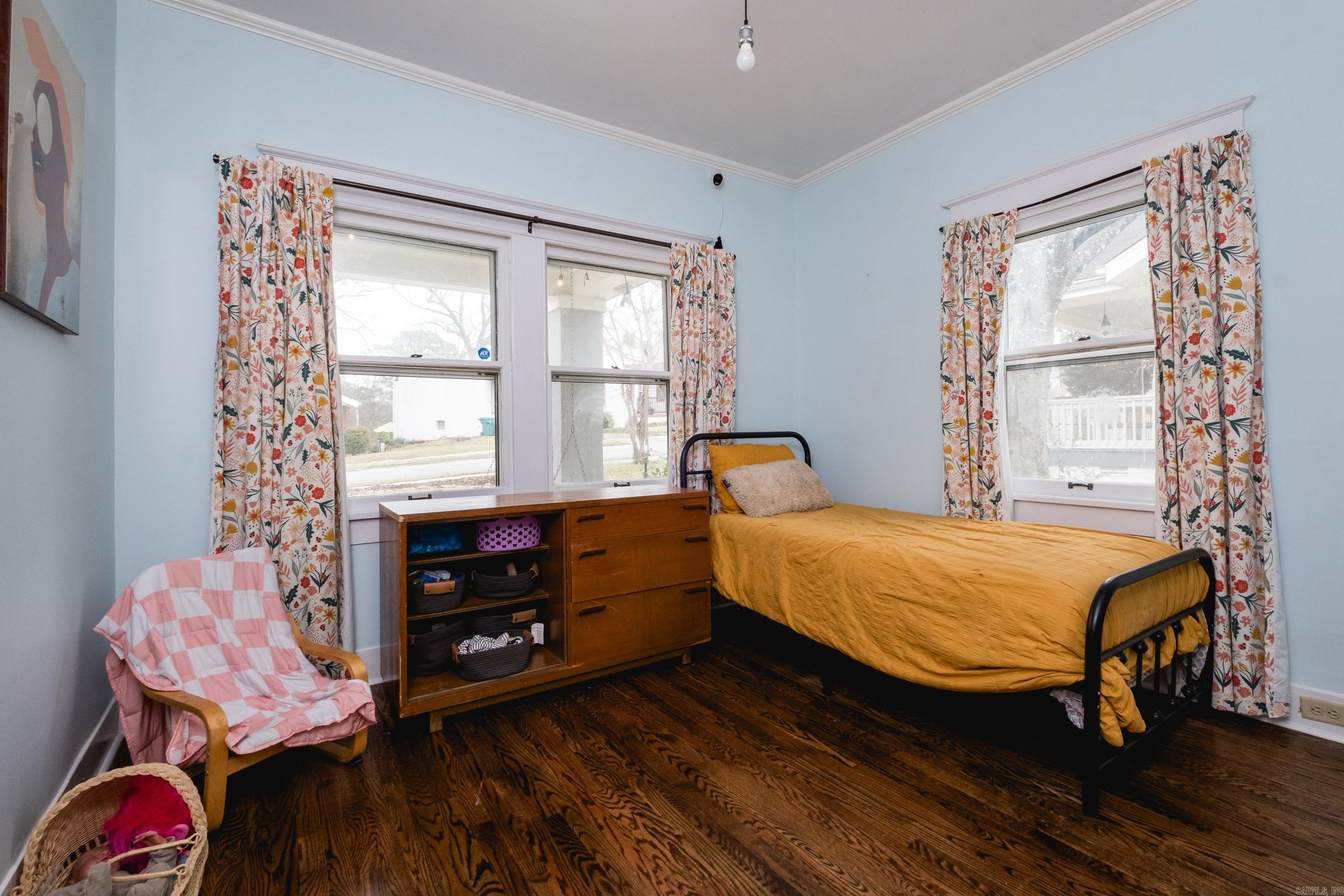 YOUNGS PARK - Residential