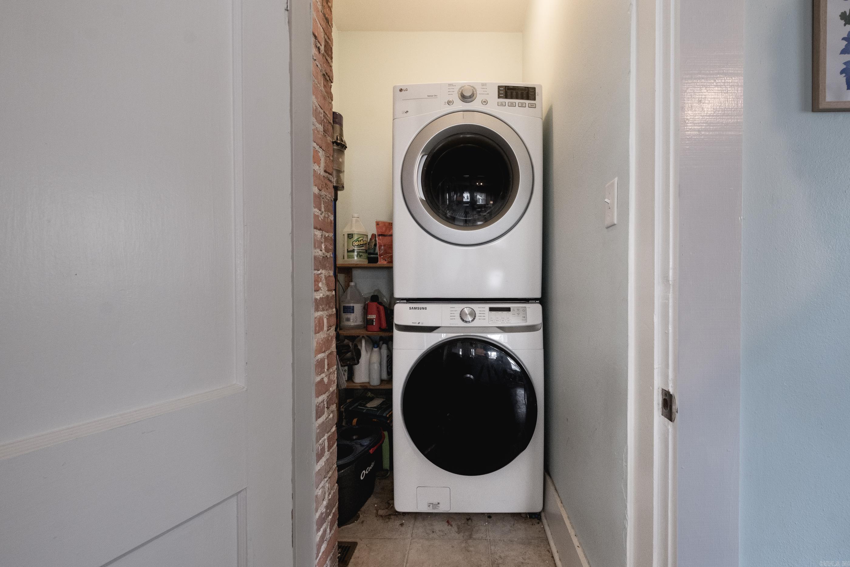 YOUNGS PARK - Residential