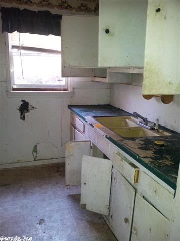 AUSTIN & TAYLOR ADDITION - Residential