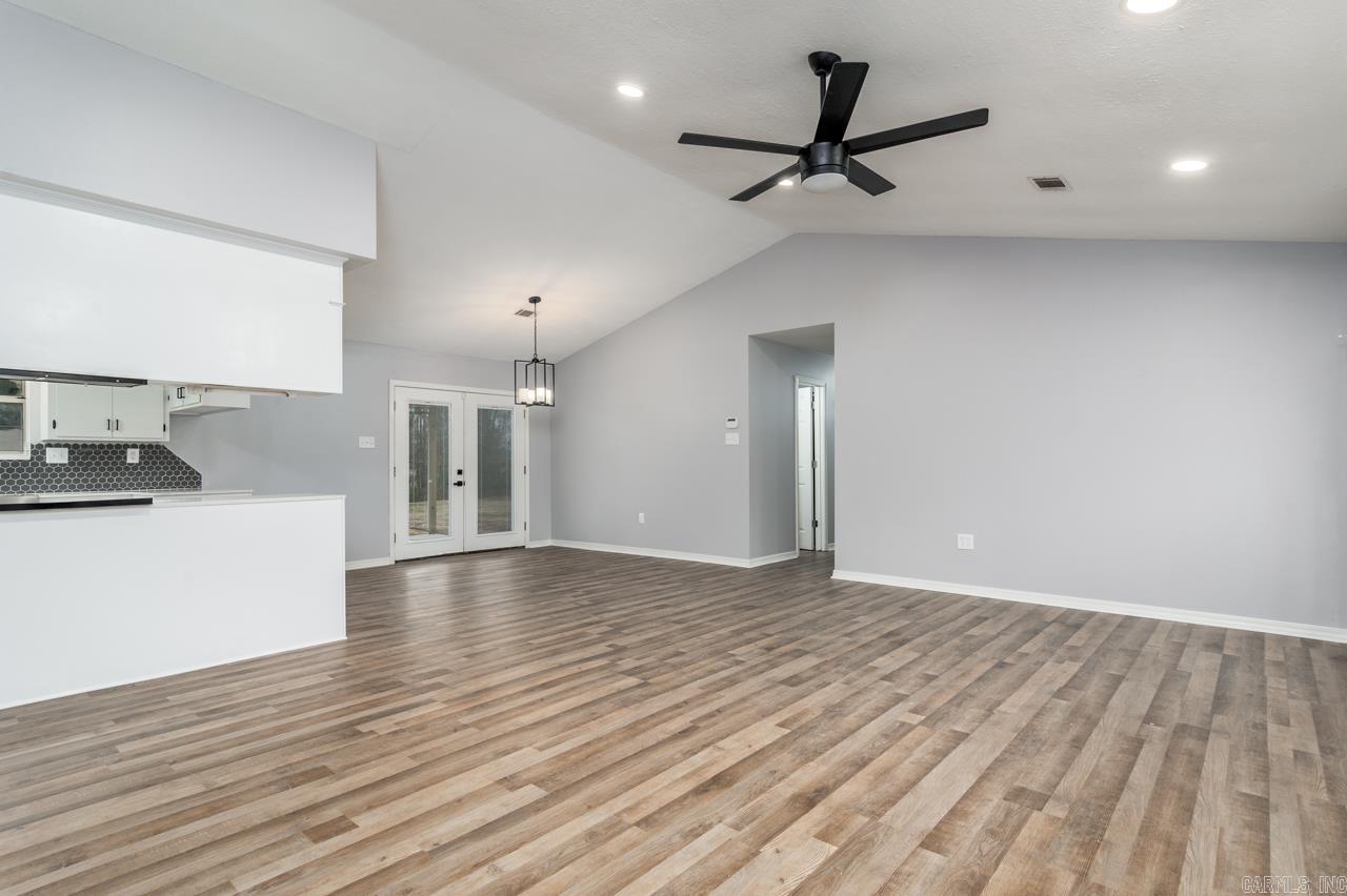 ST CHARLES - Residential