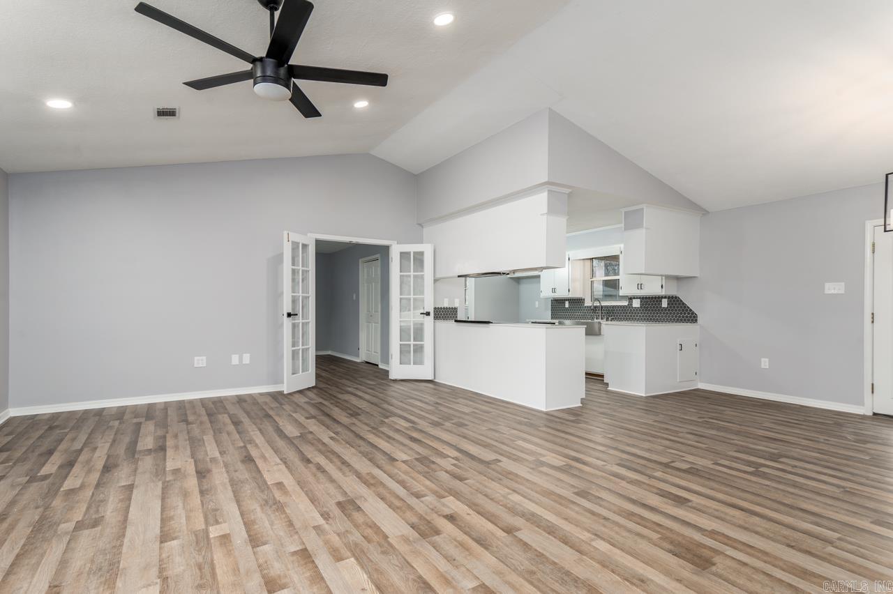 ST CHARLES - Residential