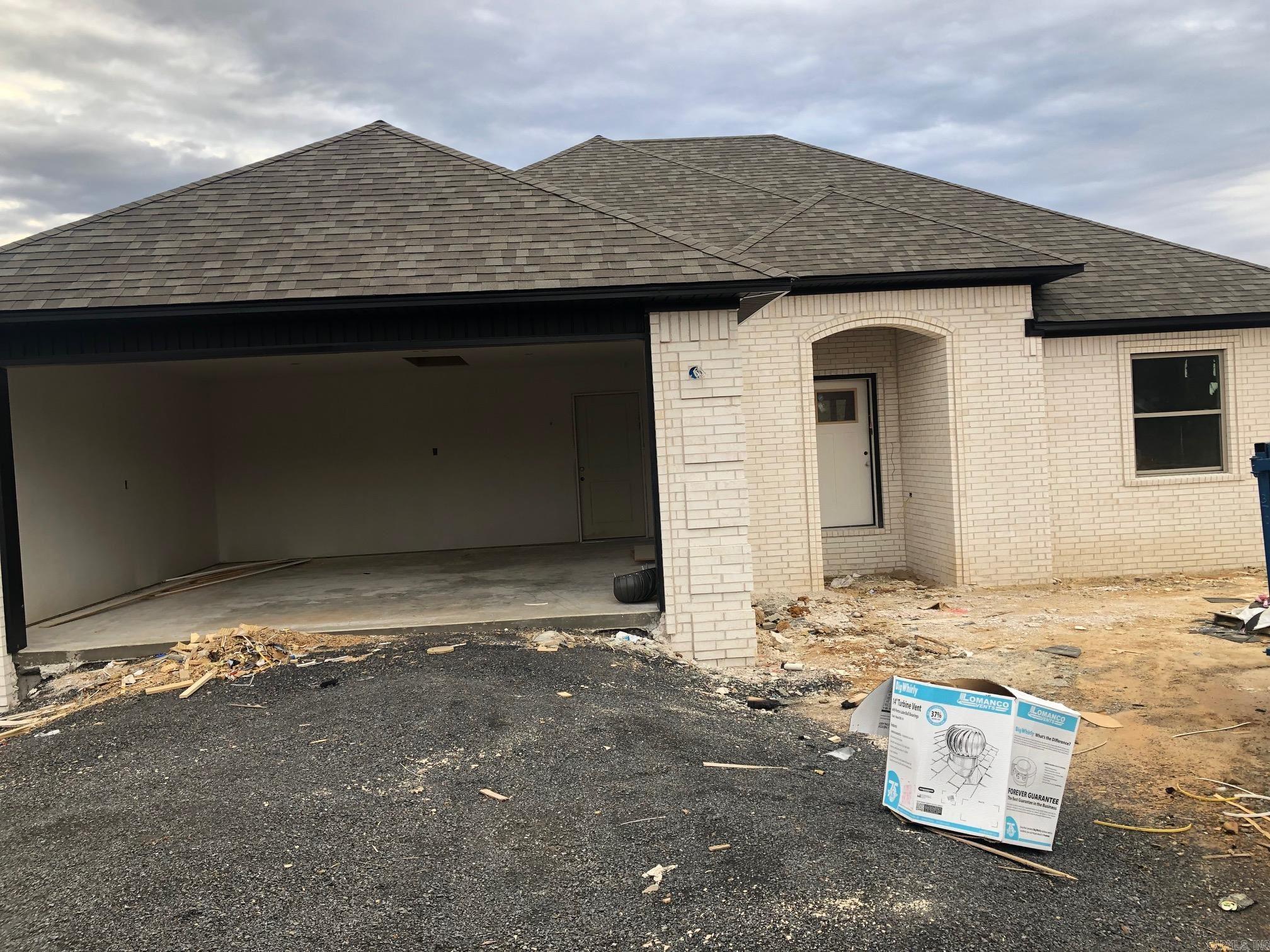 New construction with spacious open floorplan, fabulous main bath with separate vanities, and 2 big walk in closets, Mud room with coat closet and boot shelves, Modern design with lots of natural light. Completion within a week to 10 days.