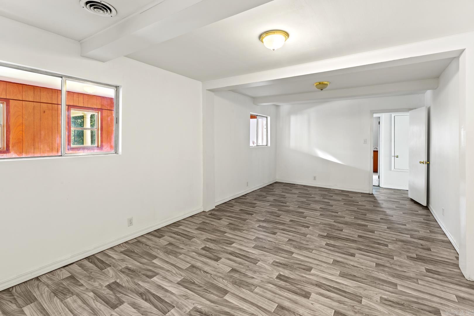 Lake Mena - Residential Lease