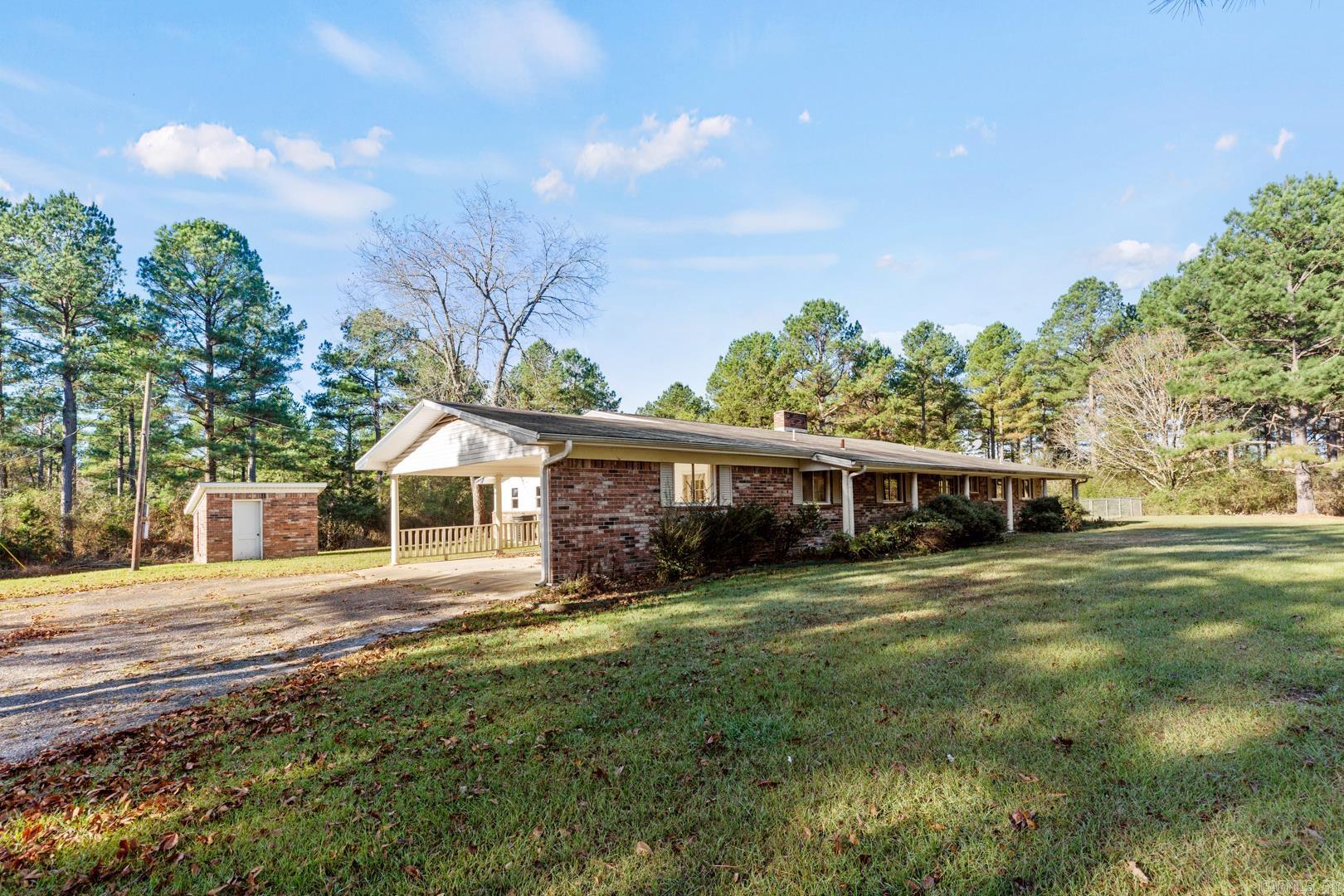 Lake Mena - Residential Lease