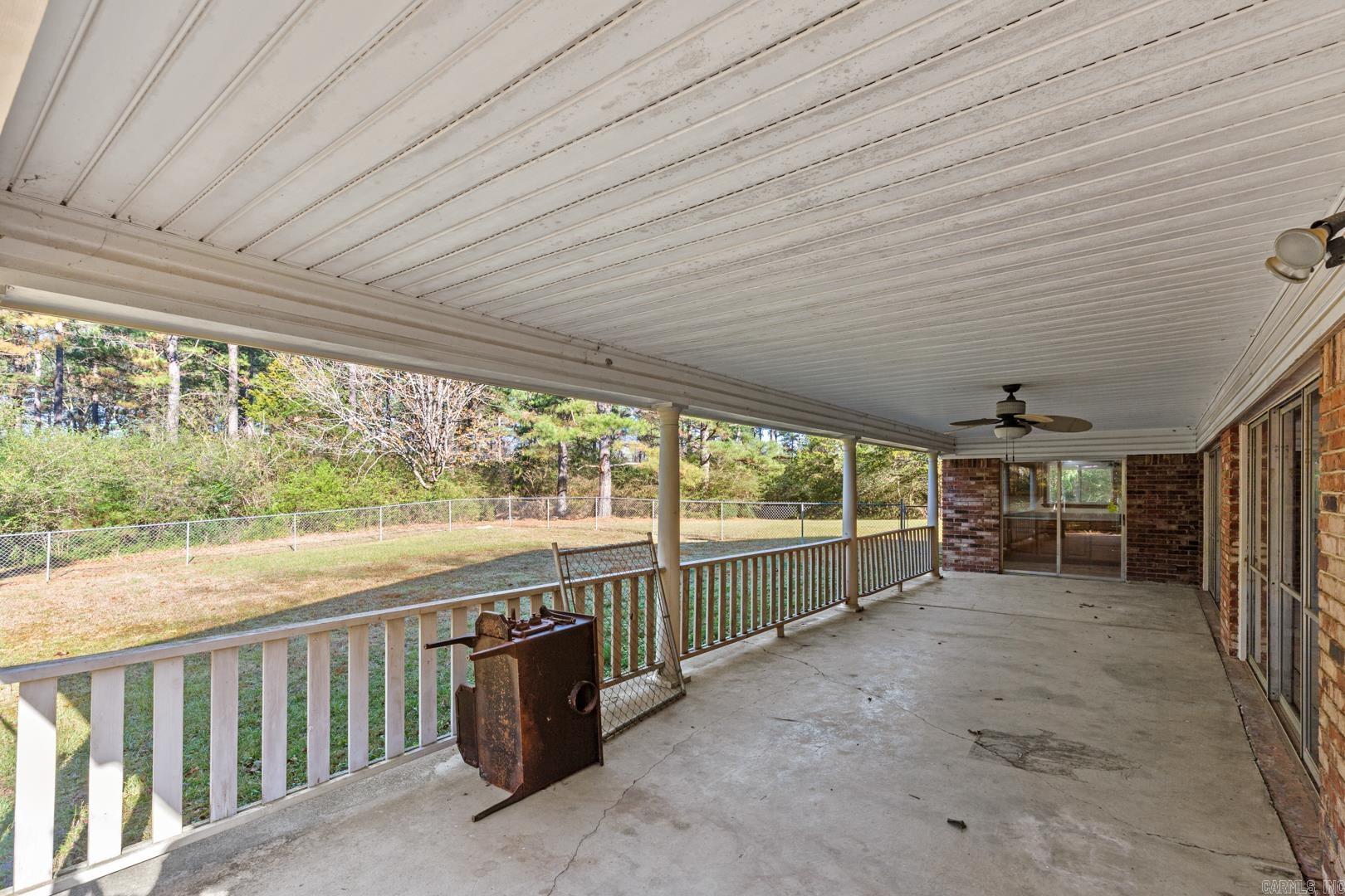 Lake Mena - Residential Lease