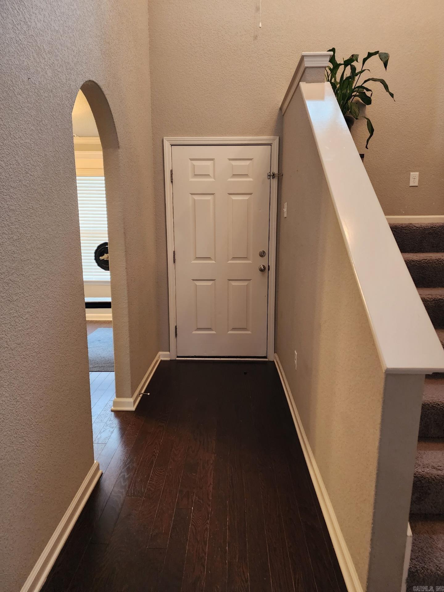 NORTH HILLS ESTATES - Residential