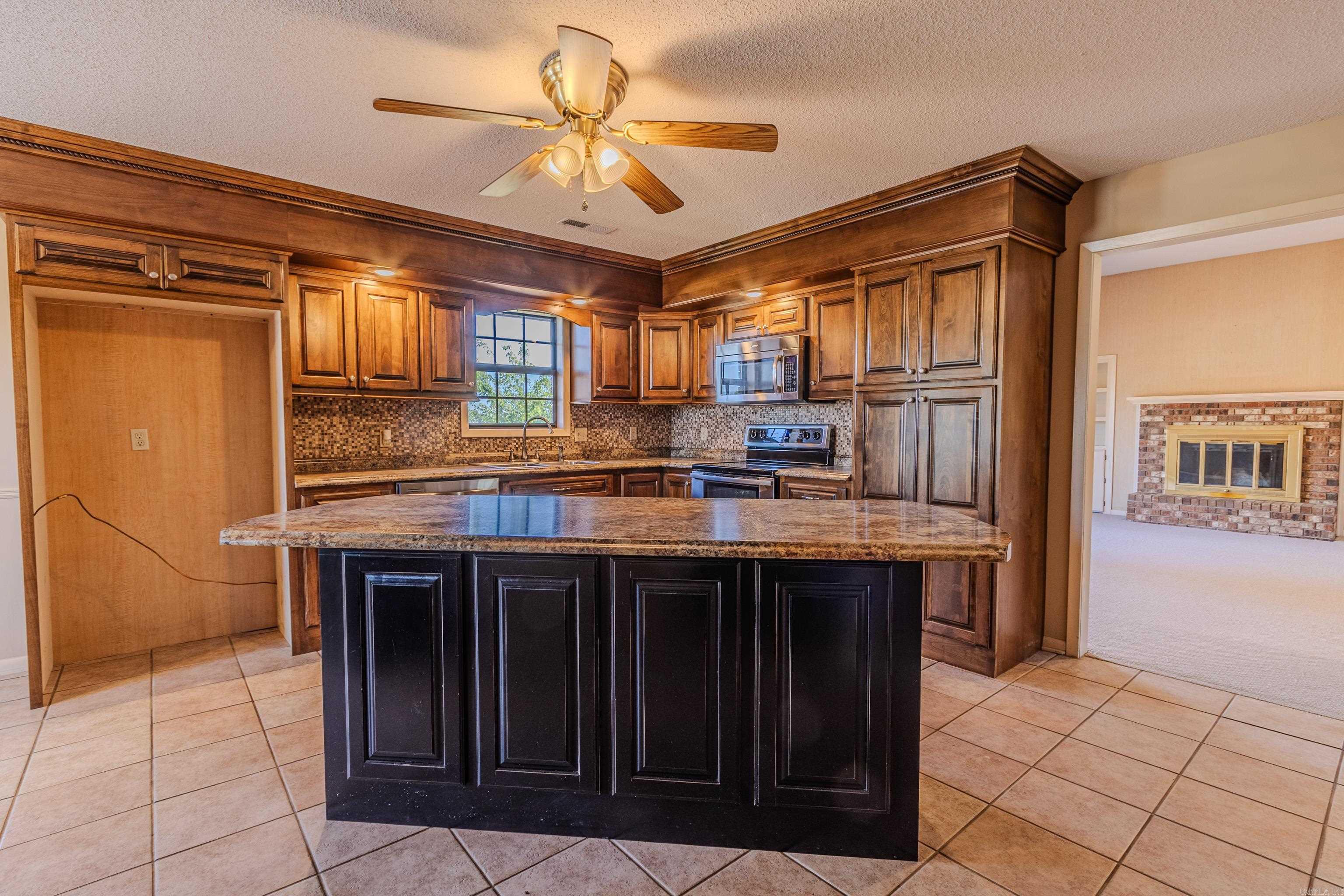 WALNUT VALLEY - Residential