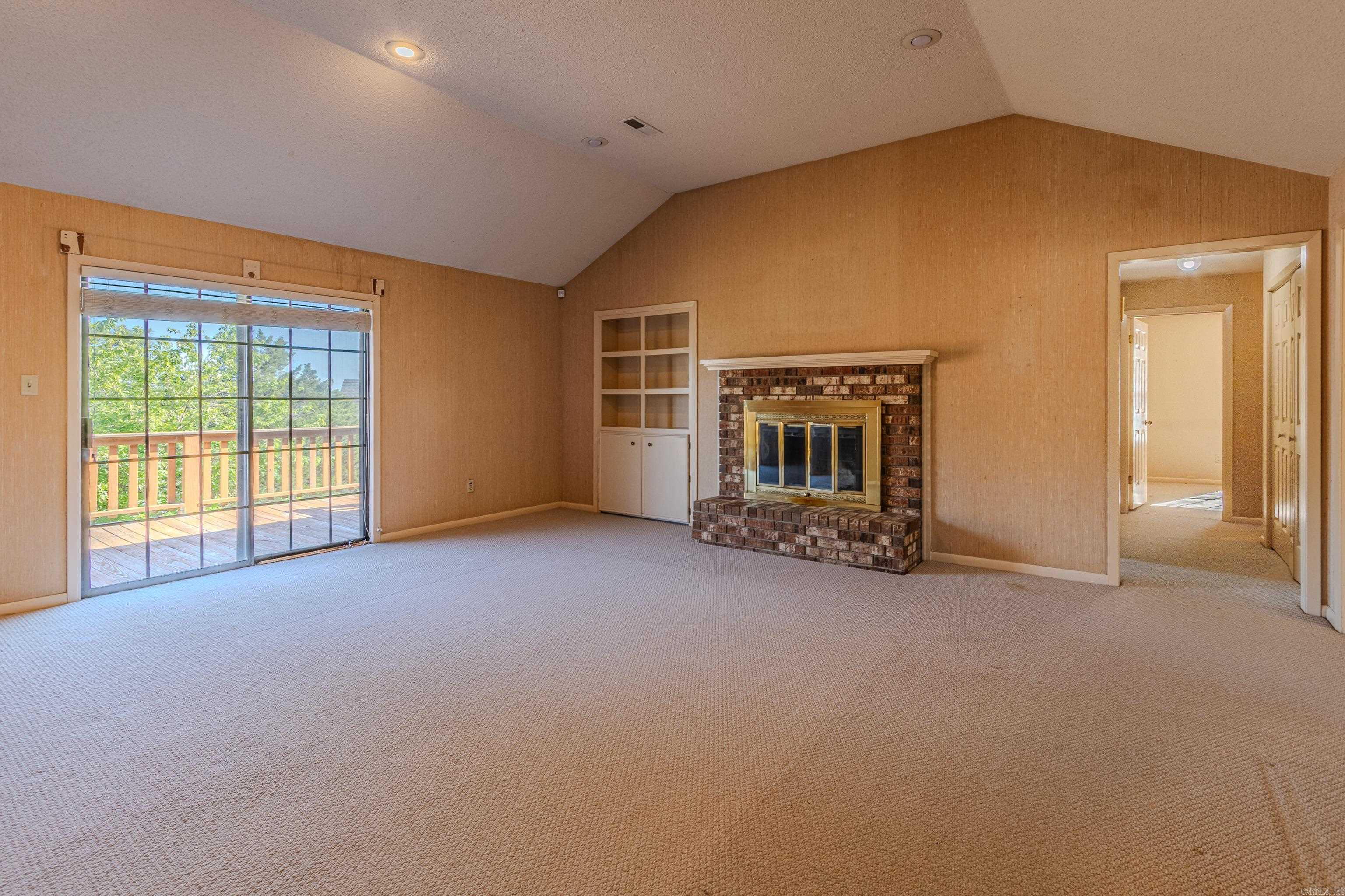 WALNUT VALLEY - Residential