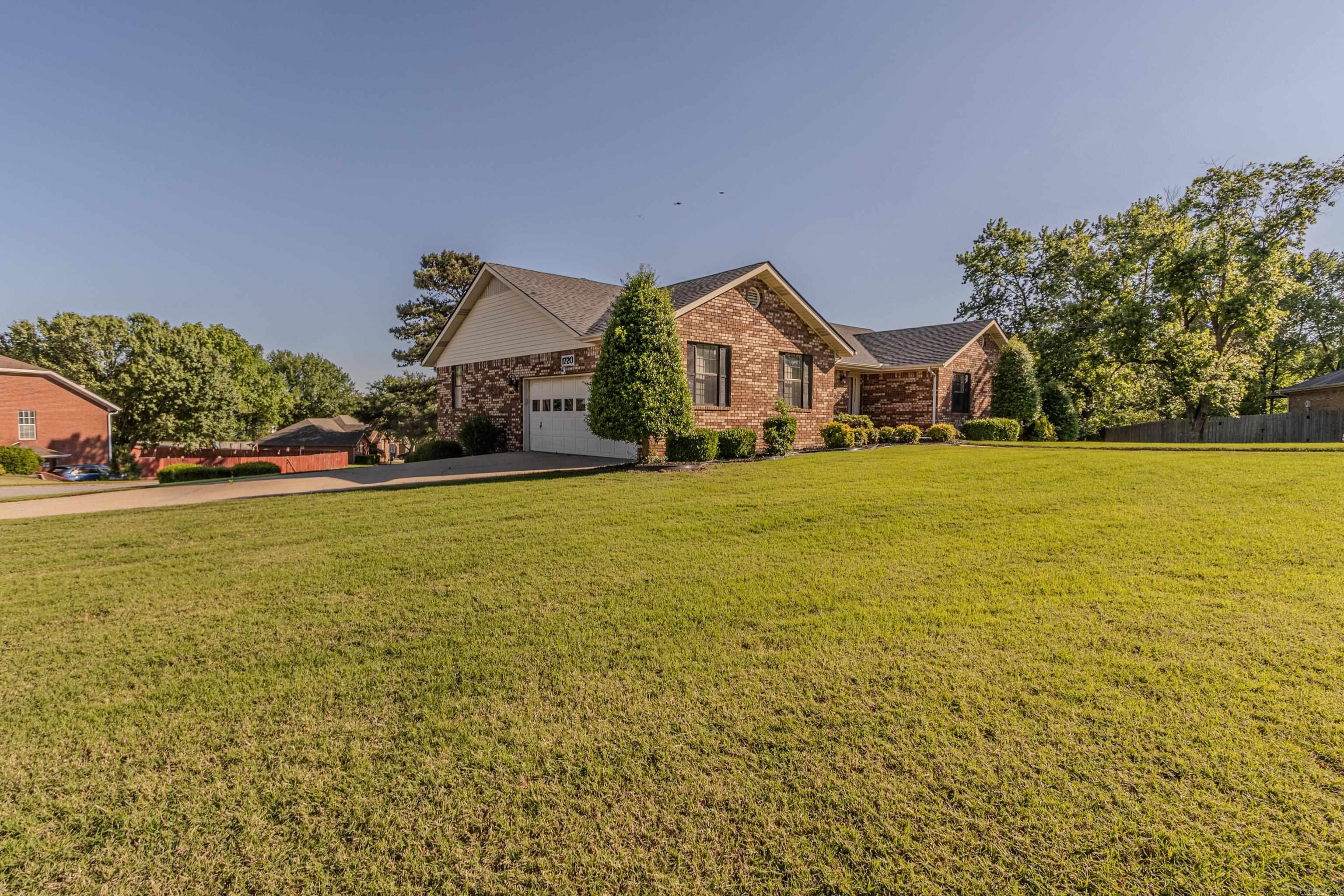 WALNUT VALLEY - Residential