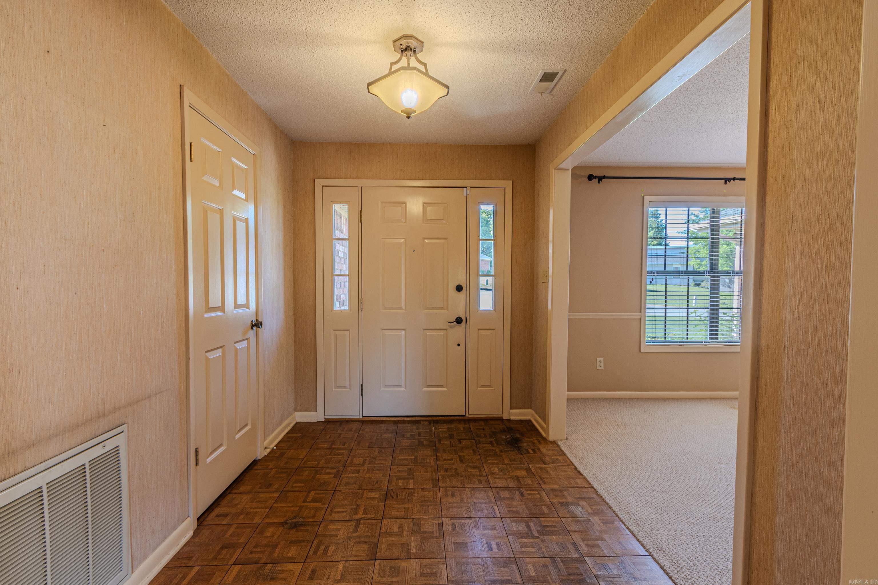 WALNUT VALLEY - Residential