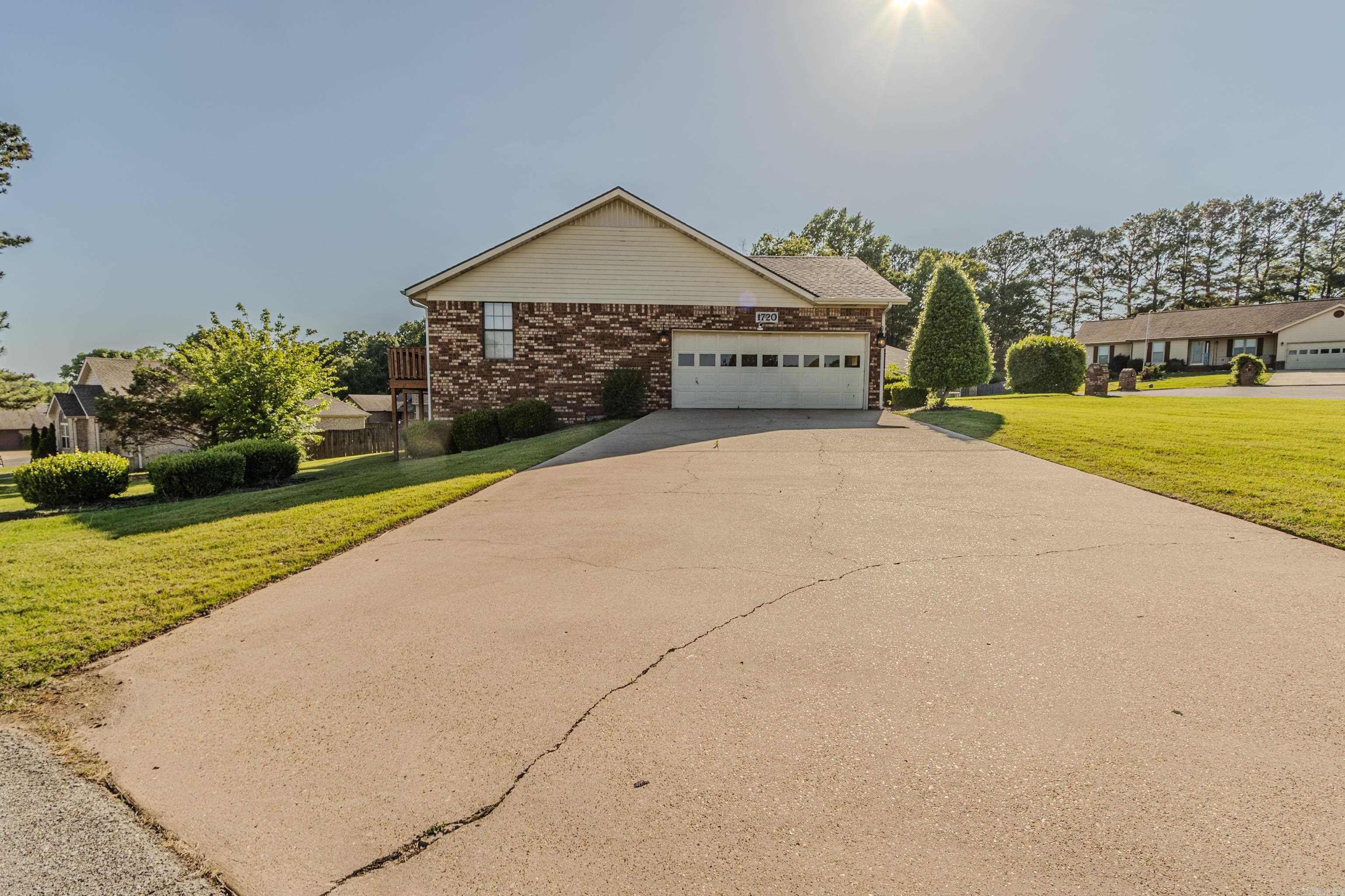 WALNUT VALLEY - Residential