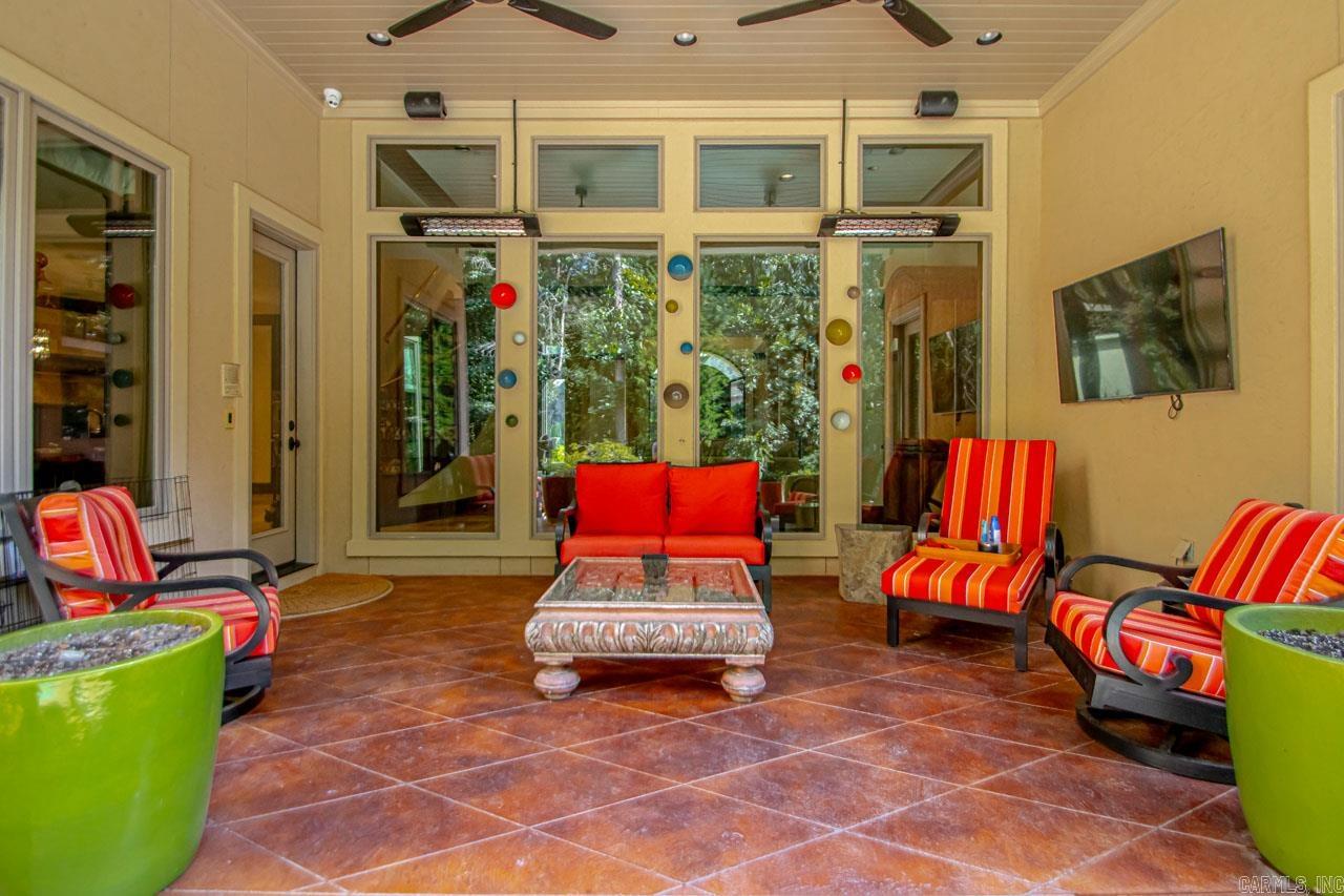 Hickory Grove - Residential