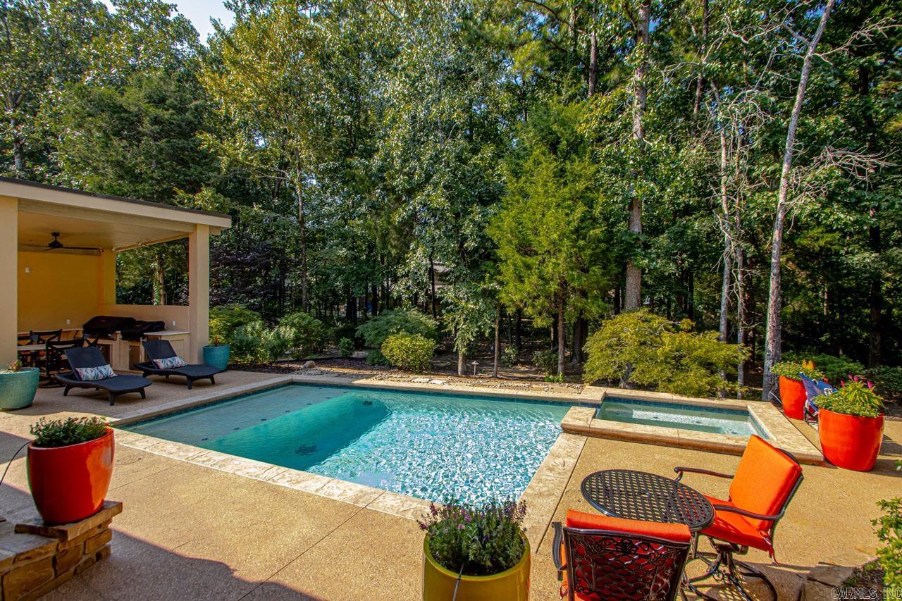 Hickory Grove - Residential