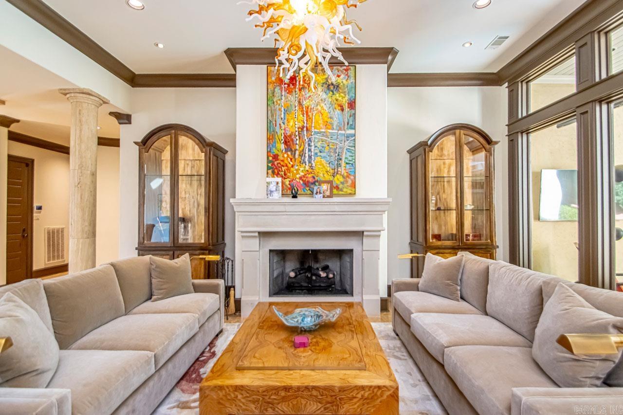 Hickory Grove - Residential