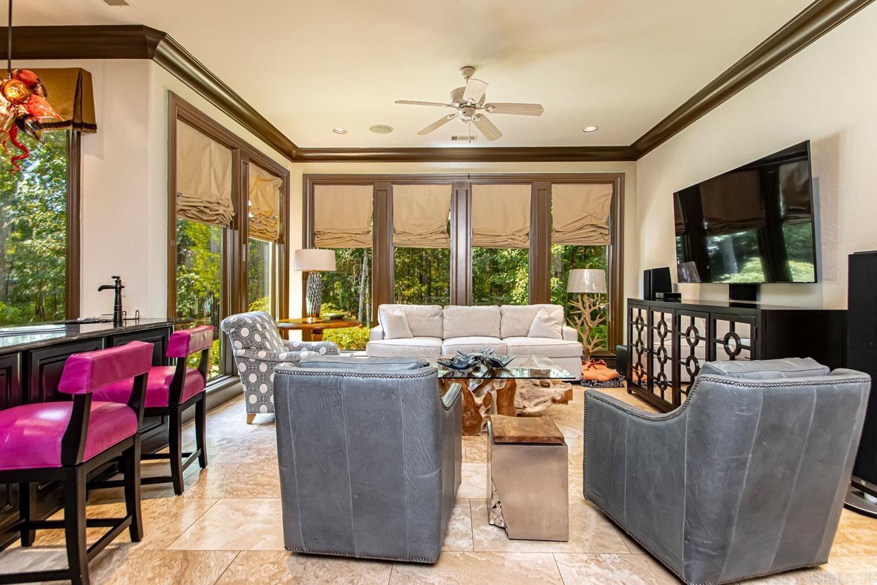 Hickory Grove - Residential