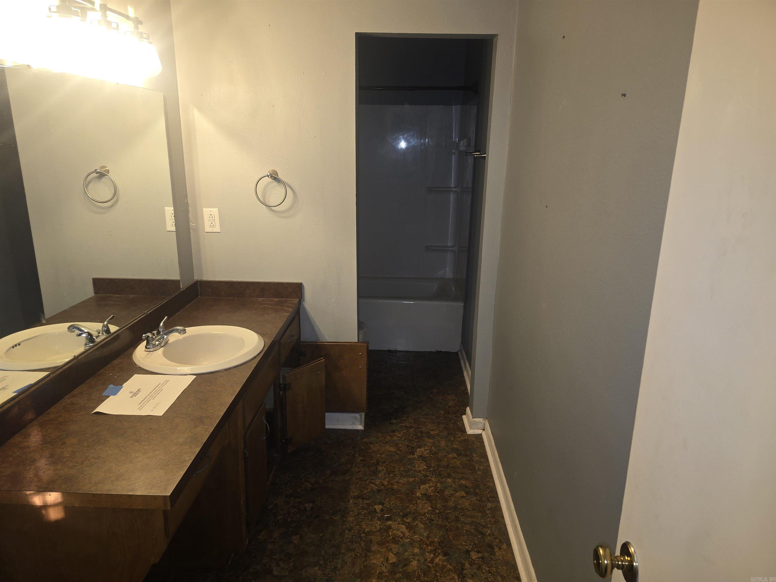 WHIPPOORWILL CREEK - Residential