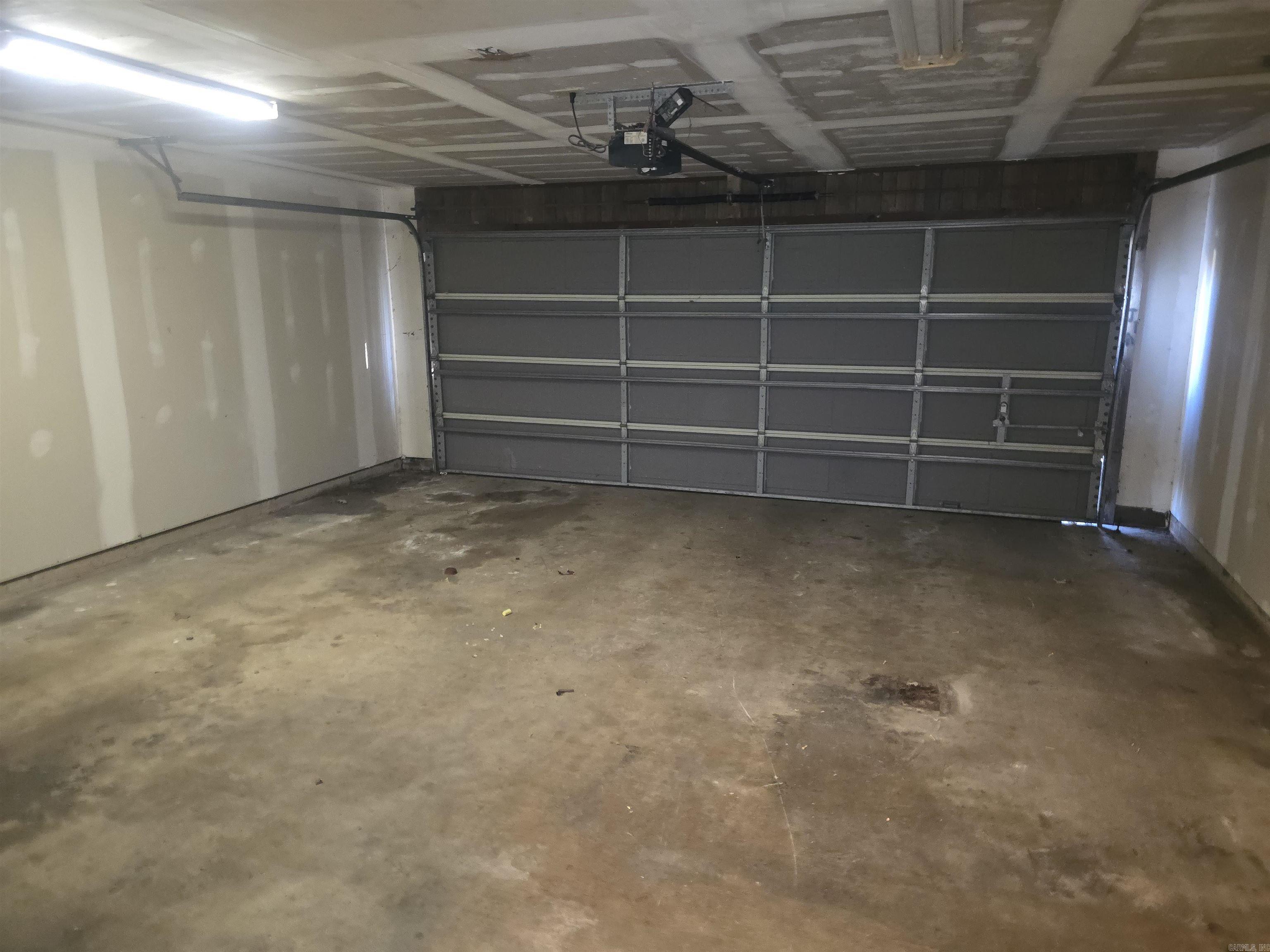 WHIPPOORWILL CREEK - Residential