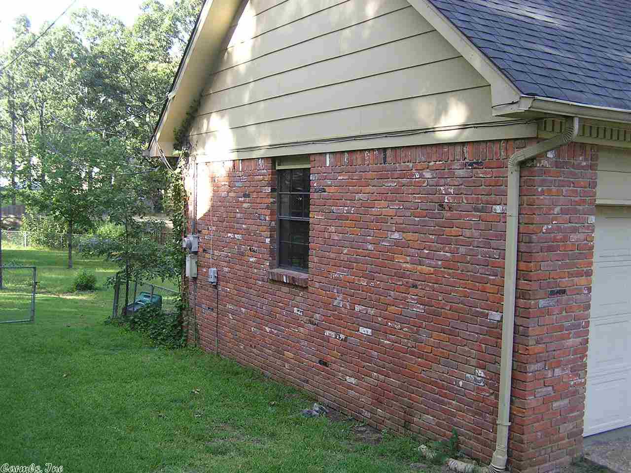 INDIAN HILLS - Residential