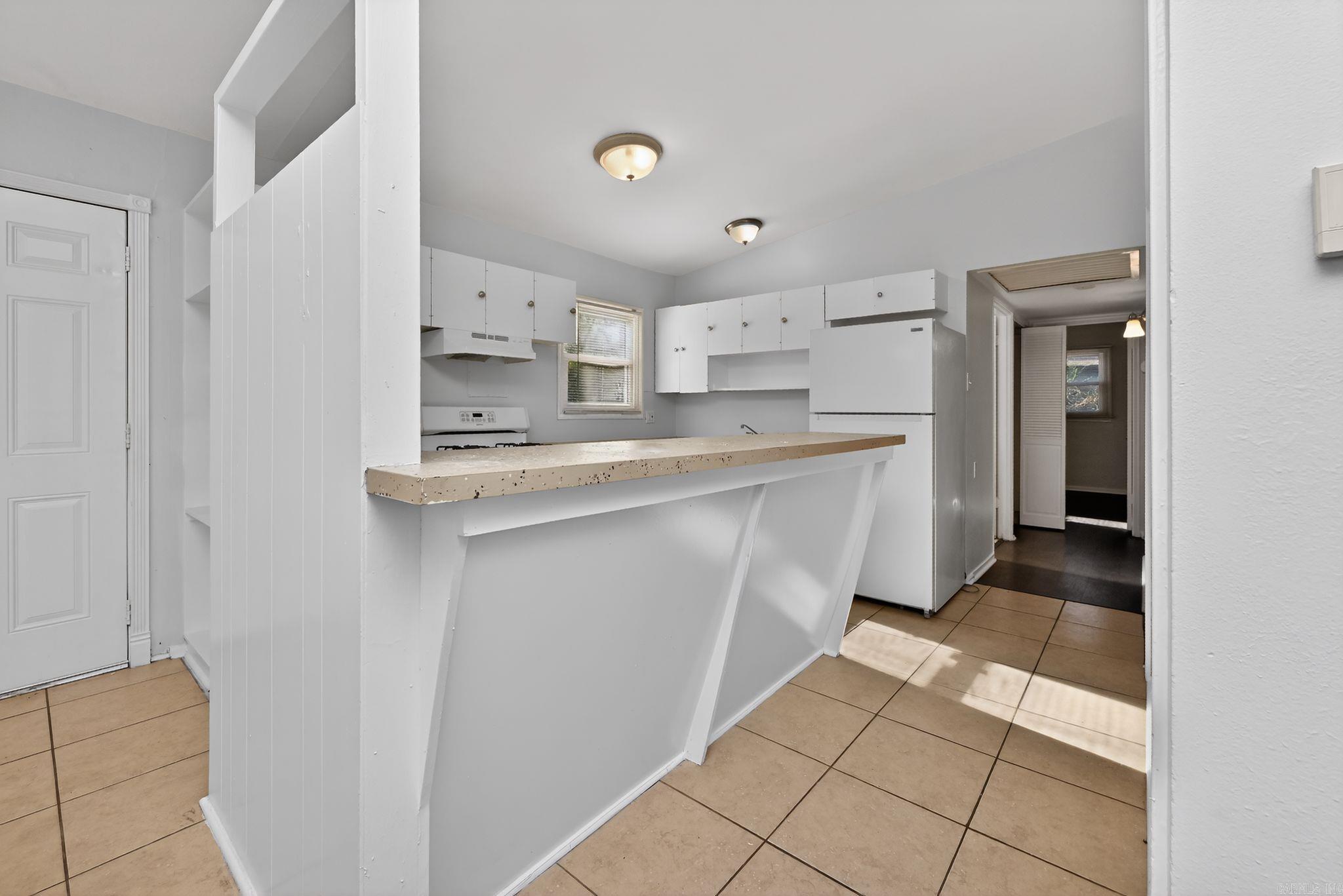 MEADOWCLIFF - Residential