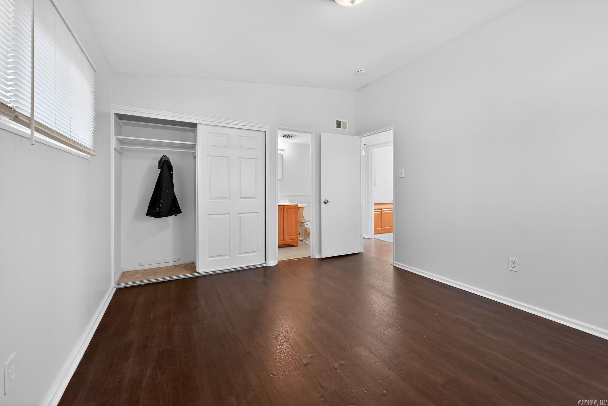 MEADOWCLIFF - Residential