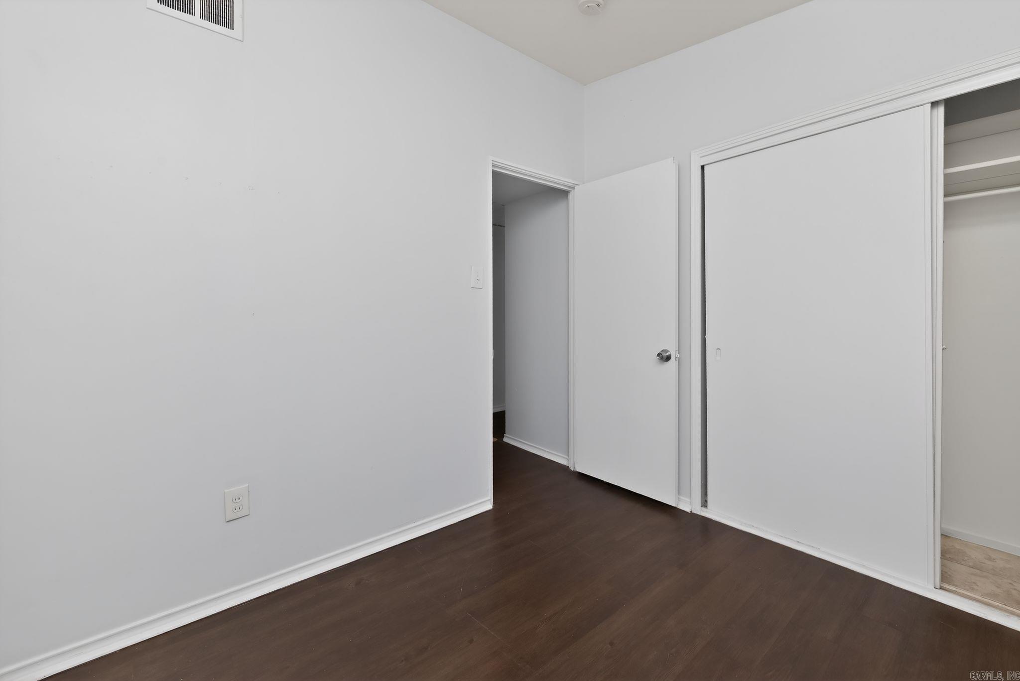 MEADOWCLIFF - Residential