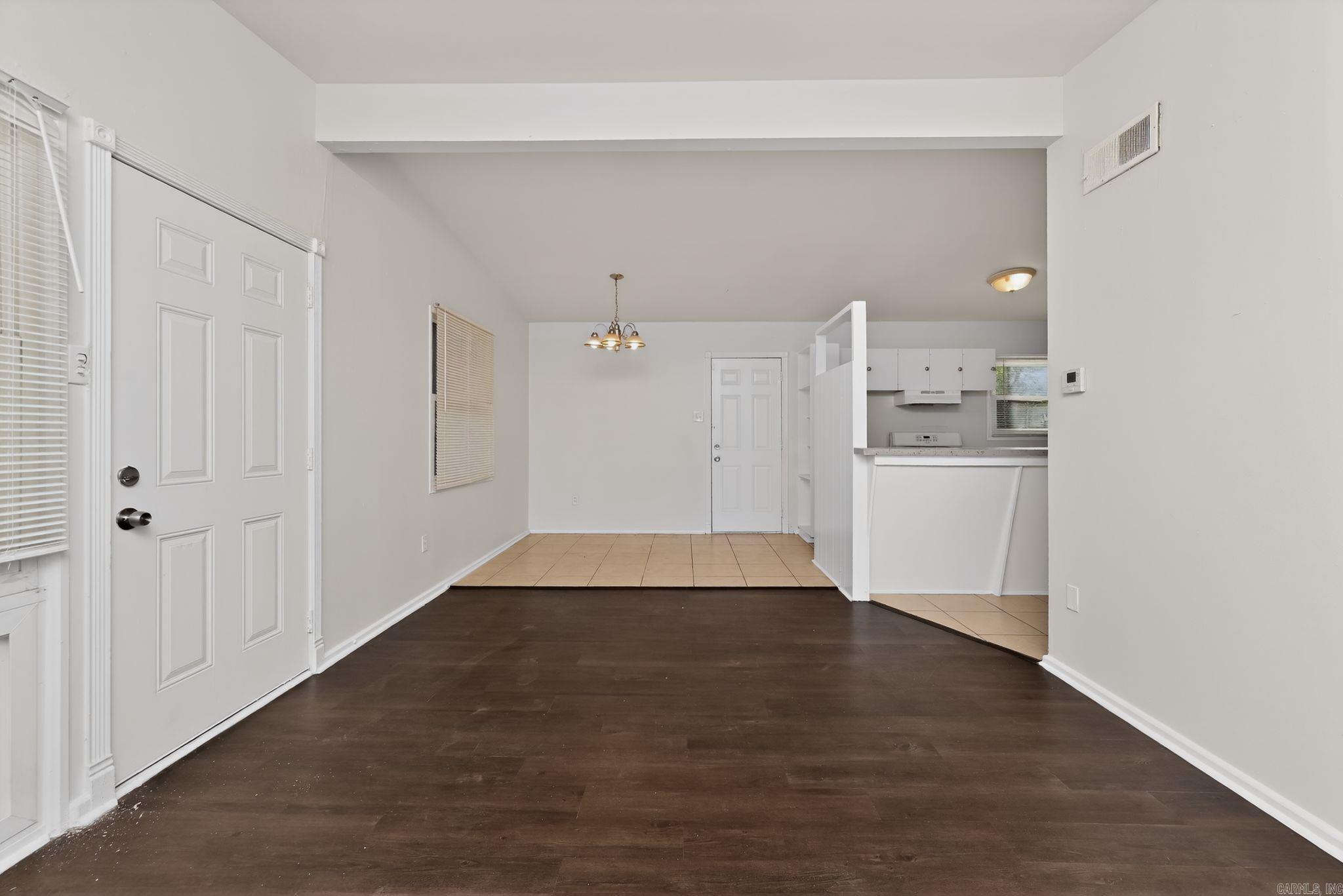 MEADOWCLIFF - Residential