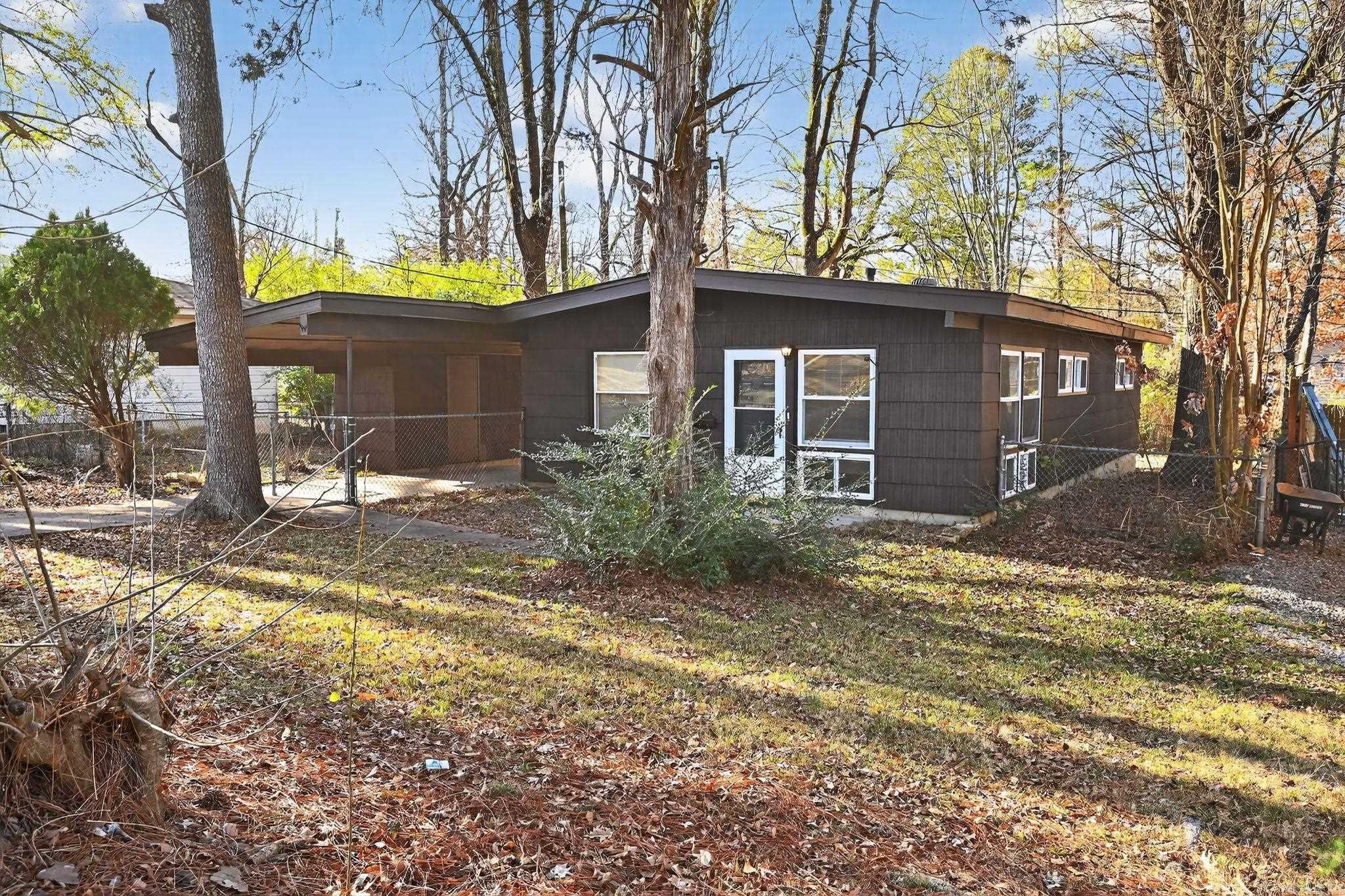 MEADOWCLIFF - Residential