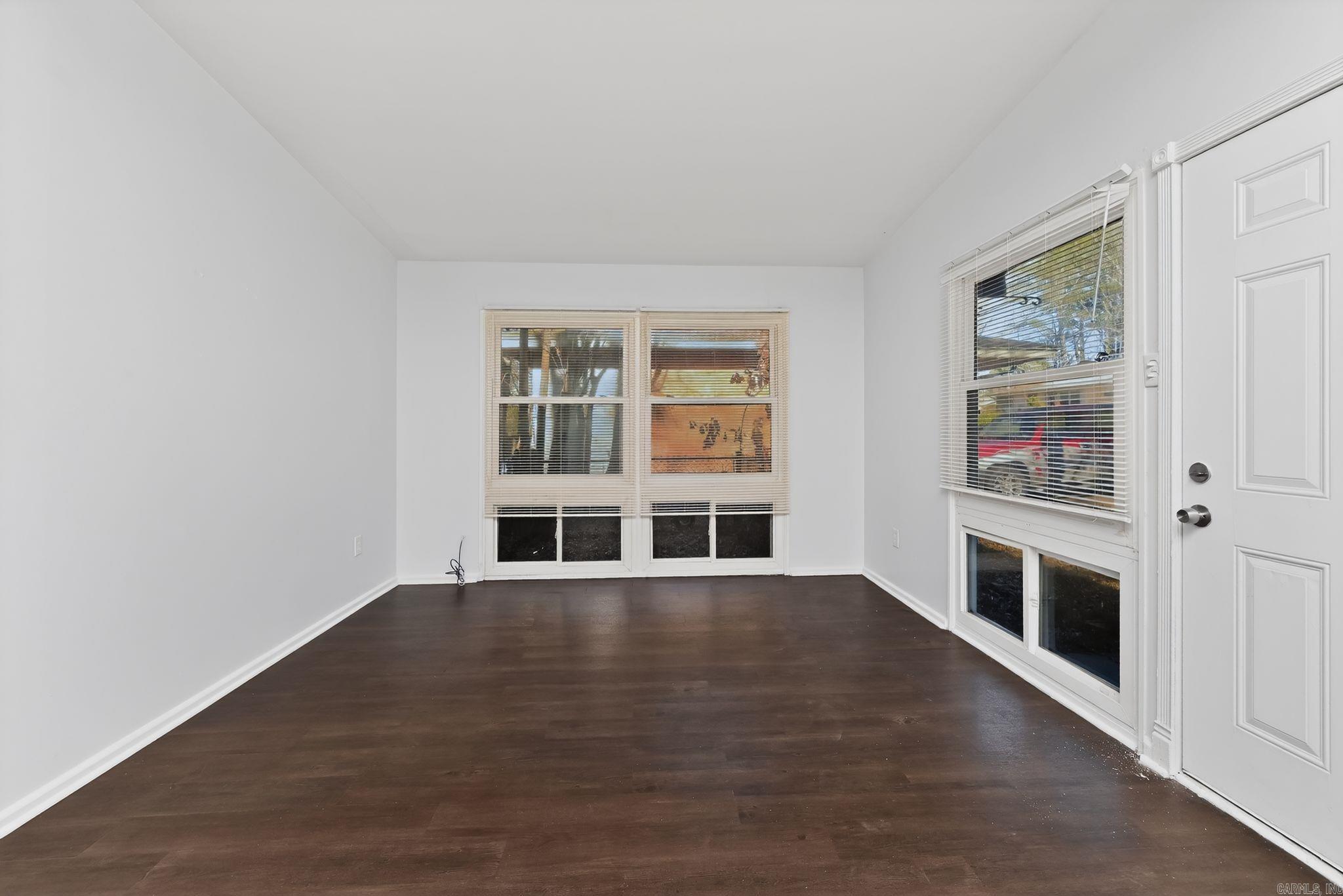 MEADOWCLIFF - Residential