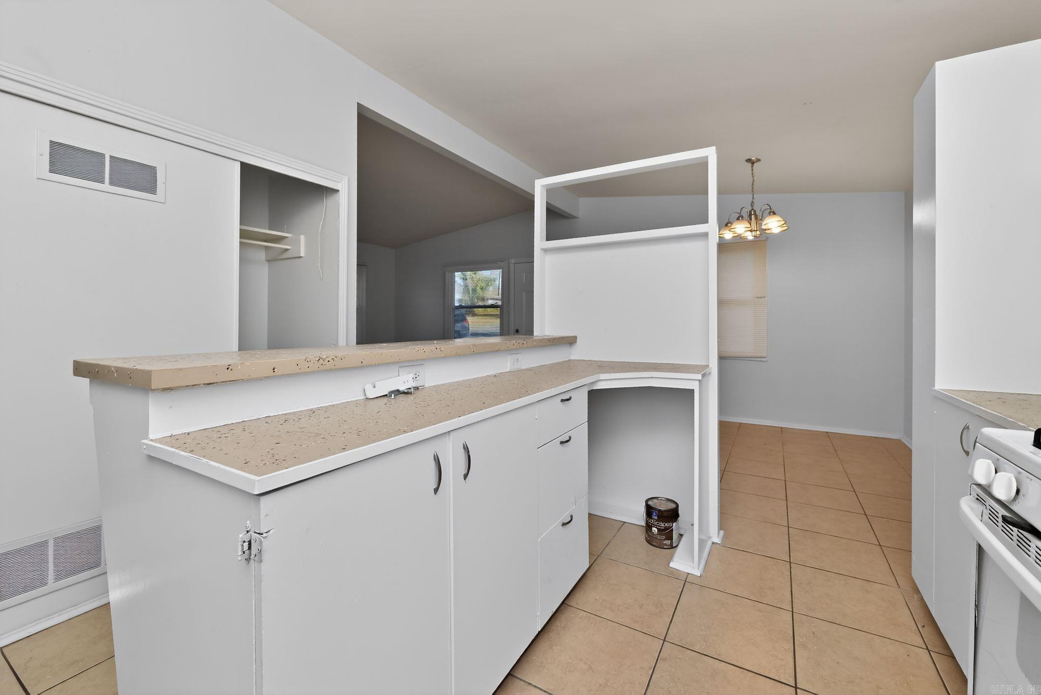 MEADOWCLIFF - Residential