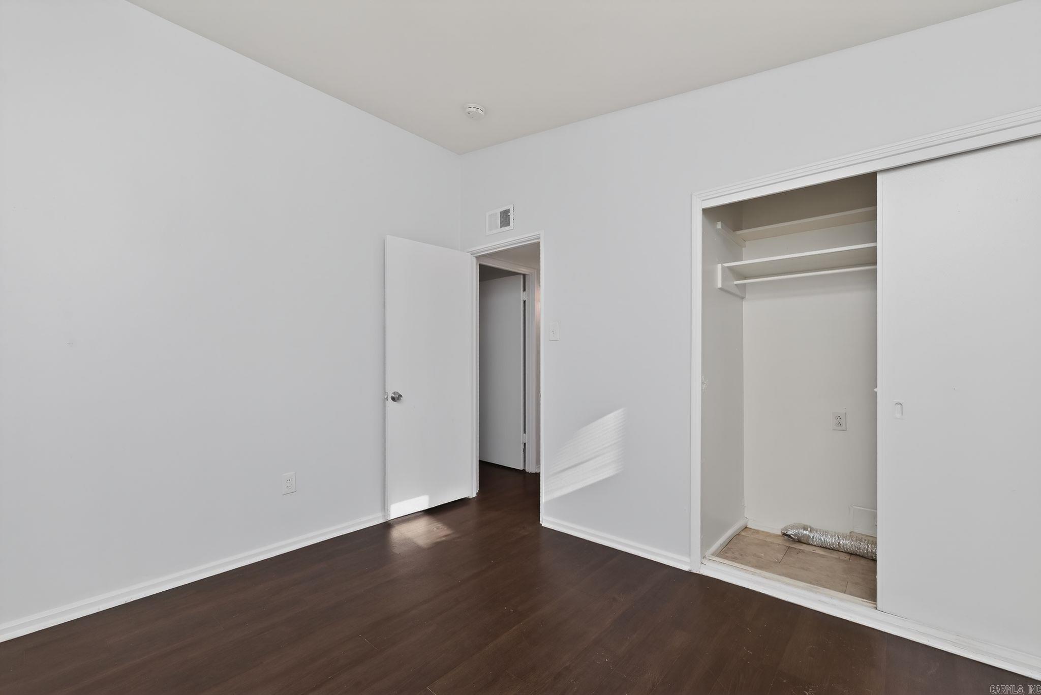 MEADOWCLIFF - Residential