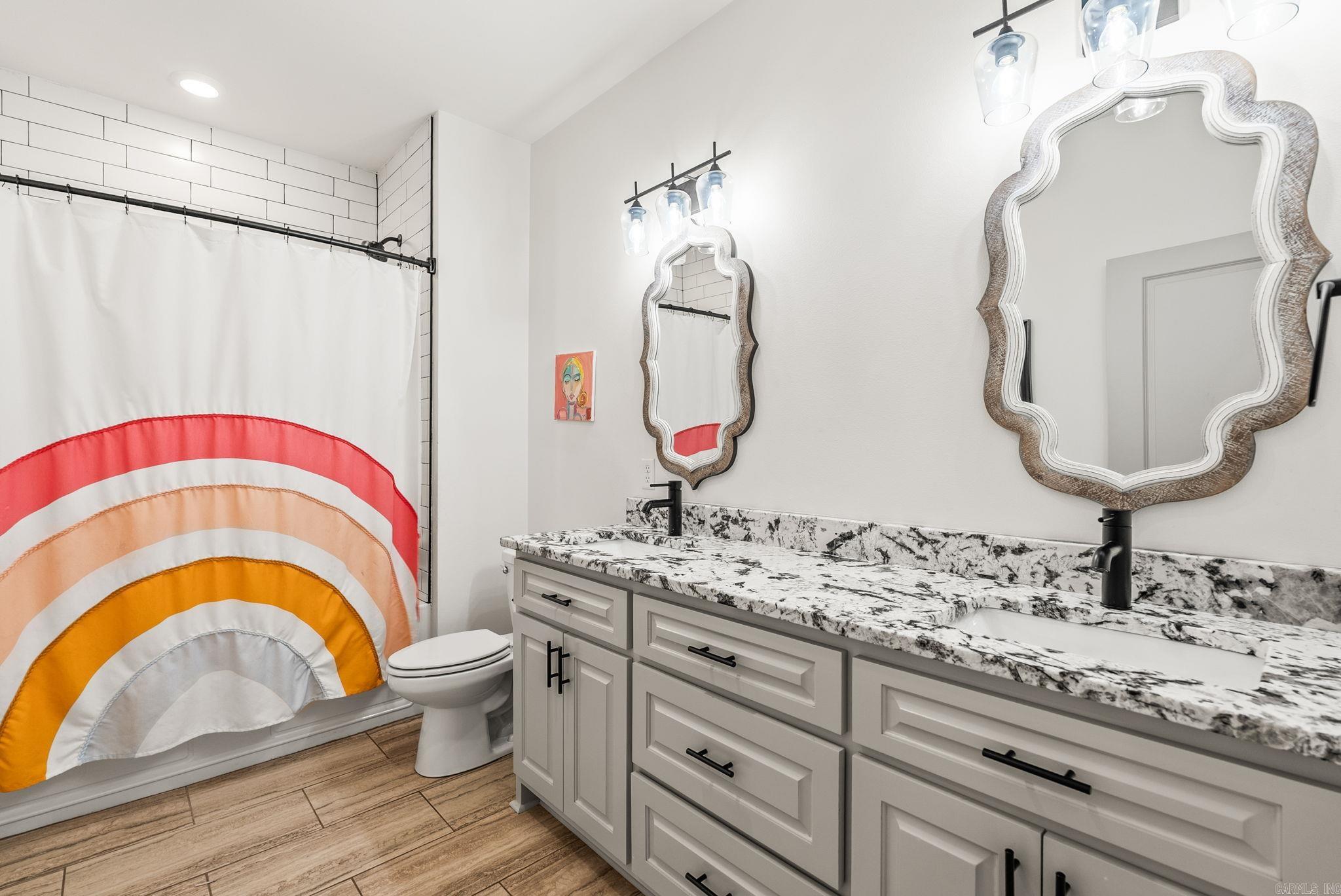 COYOTE RIDGE - Residential