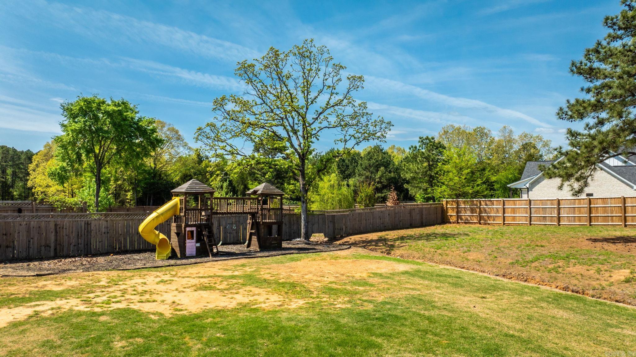 COYOTE RIDGE - Residential