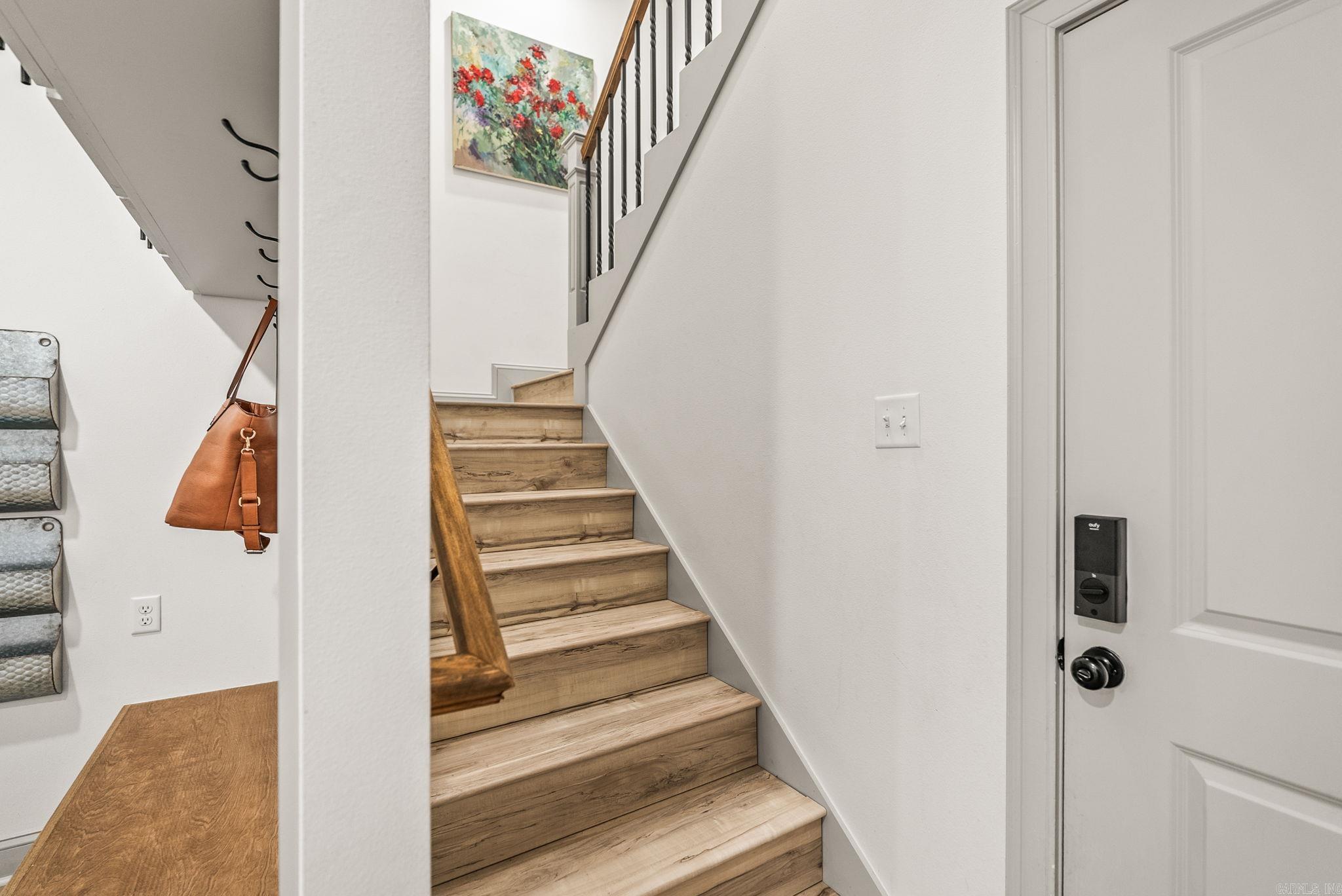 COYOTE RIDGE - Residential