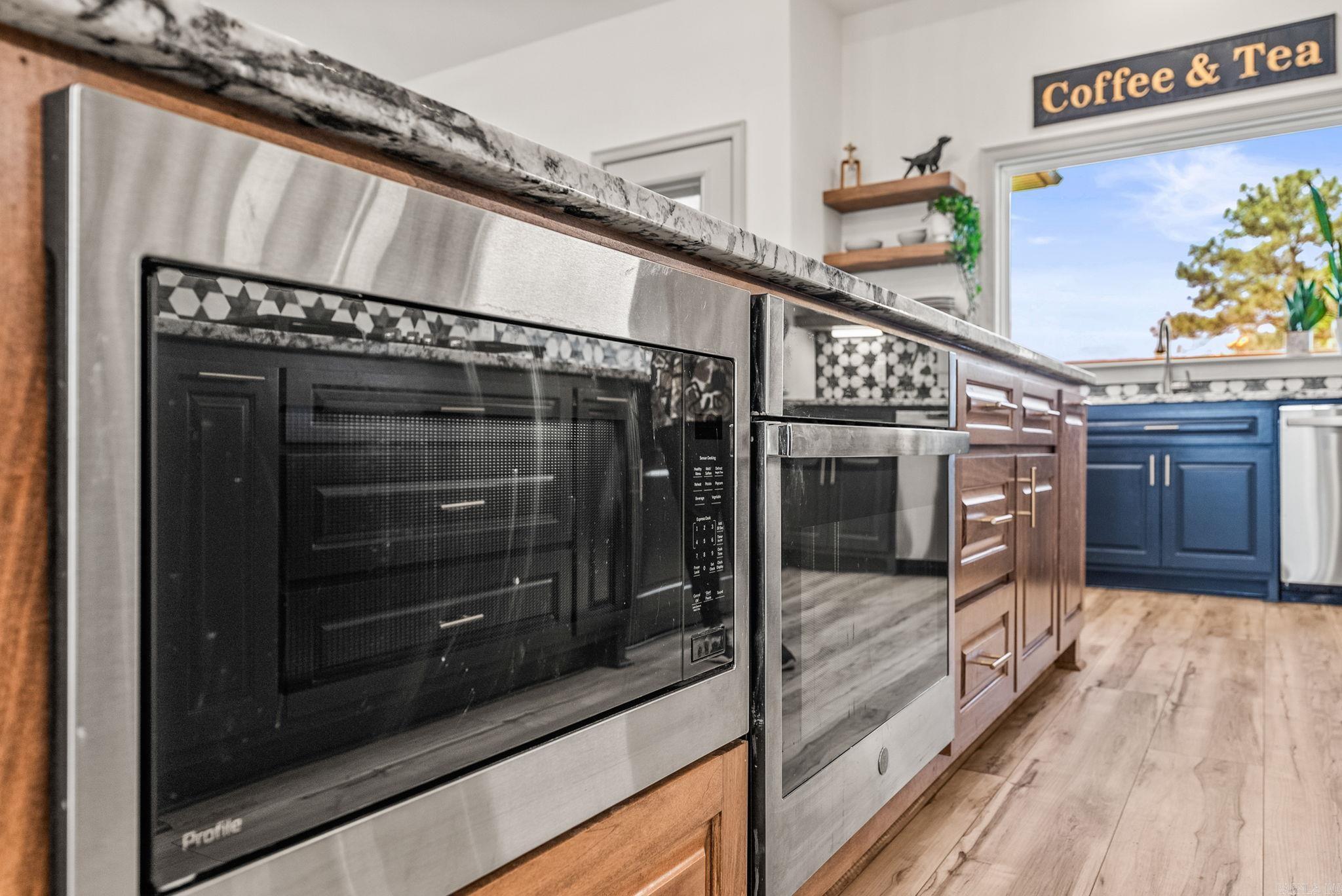 COYOTE RIDGE - Residential