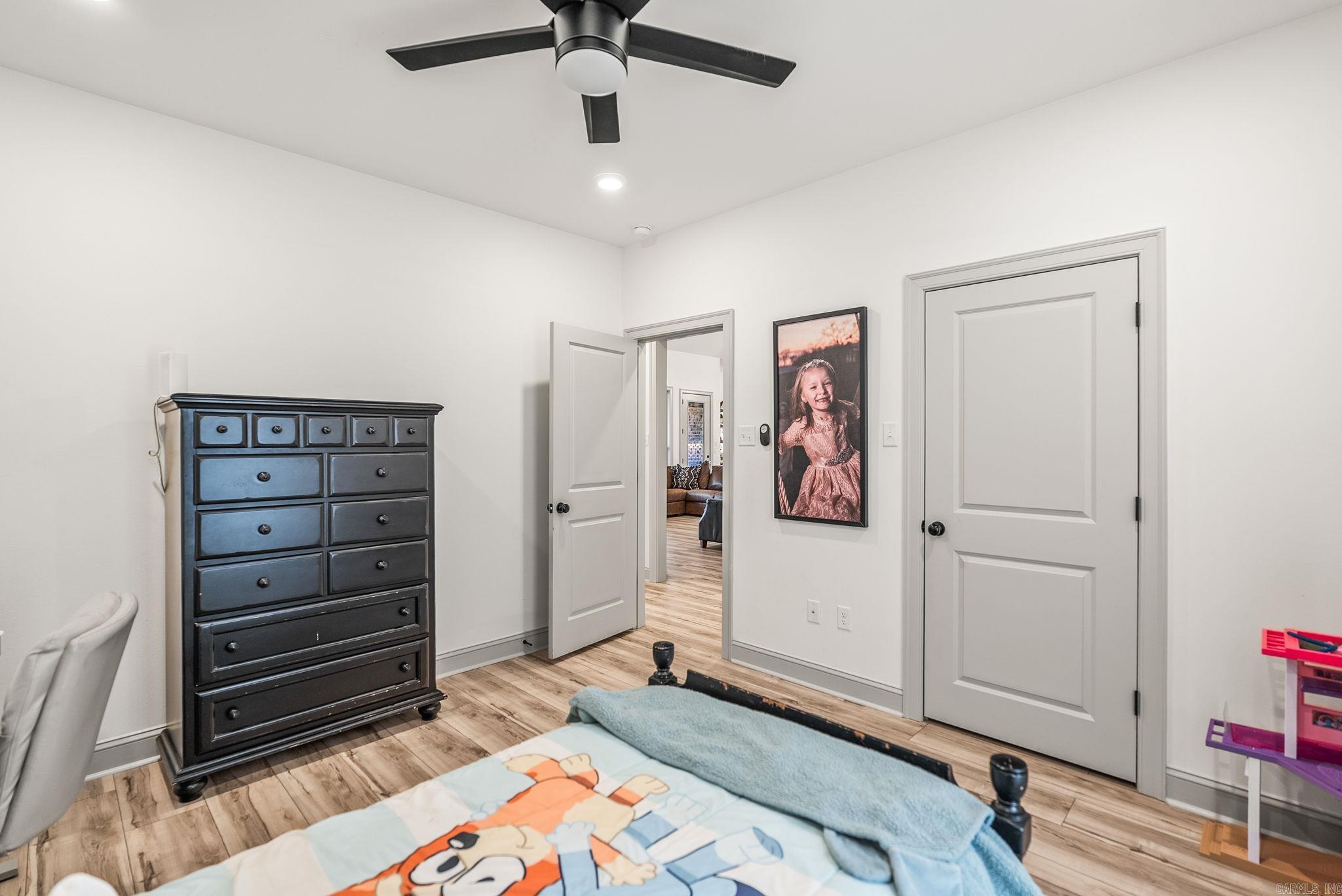 COYOTE RIDGE - Residential