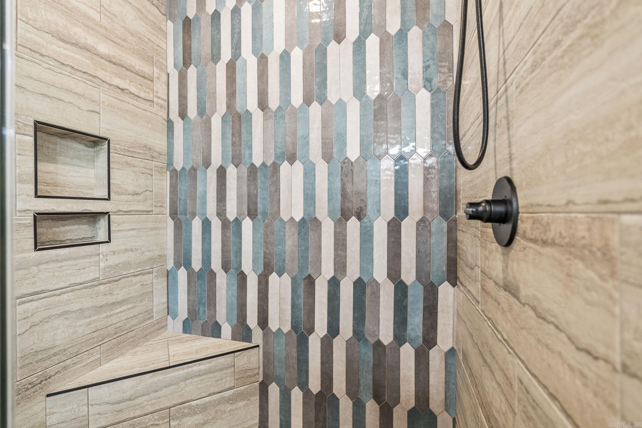 COYOTE RIDGE - Residential