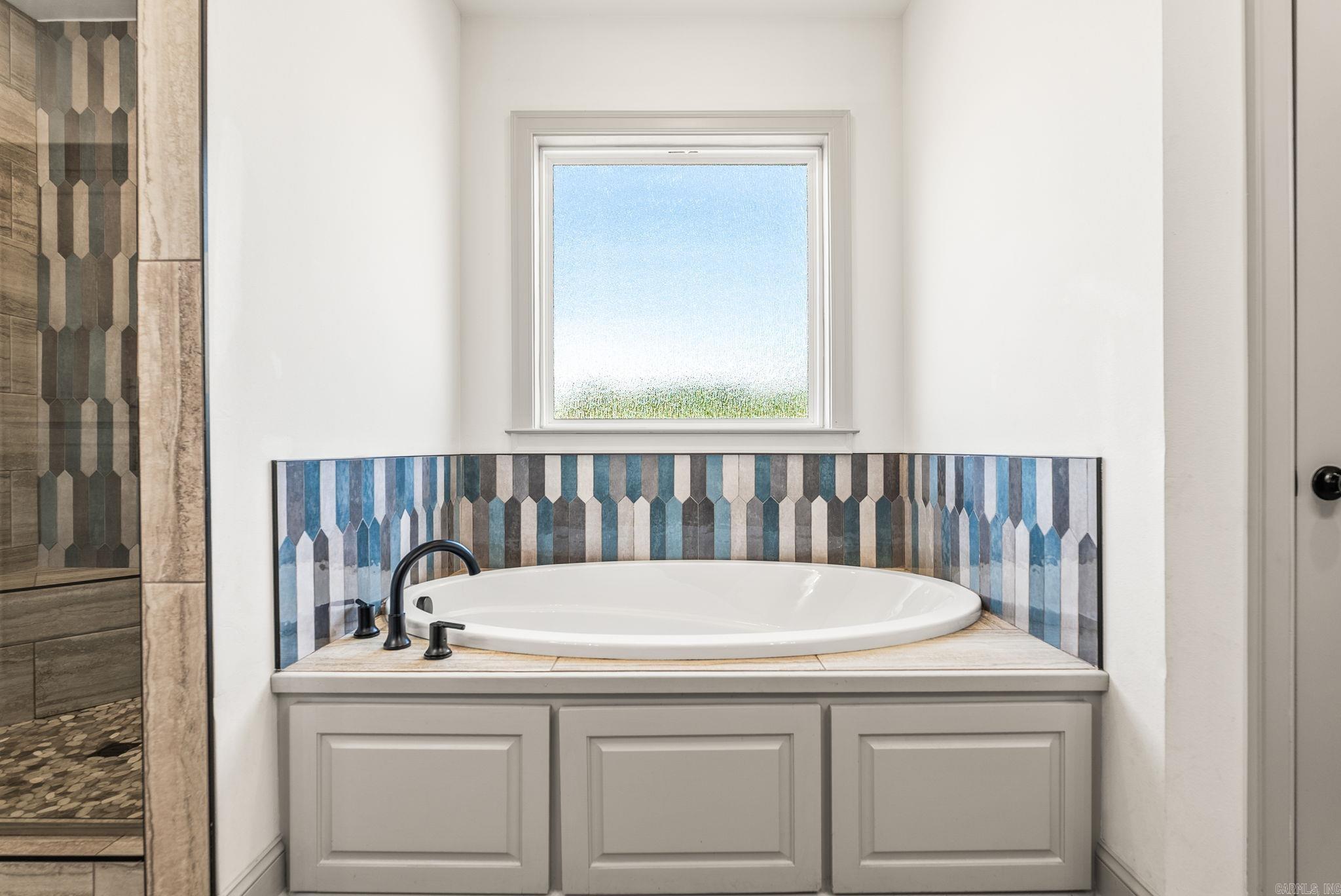 COYOTE RIDGE - Residential