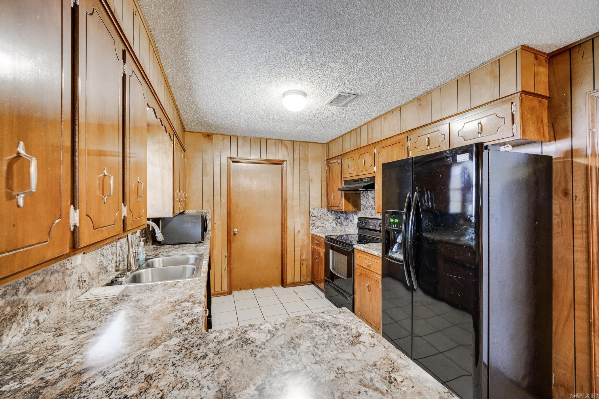 PINE FOREST - Residential