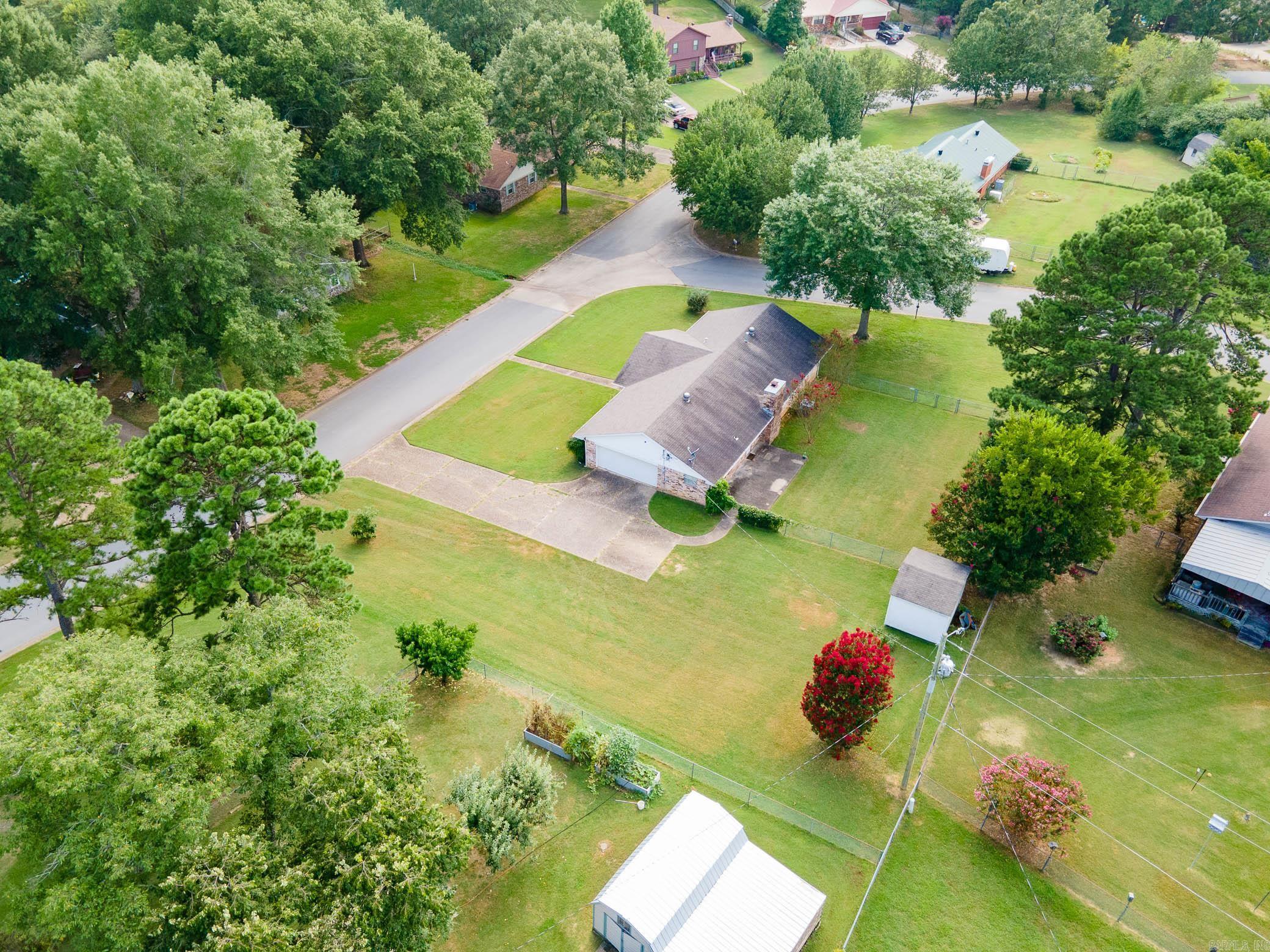 PINE FOREST - Residential