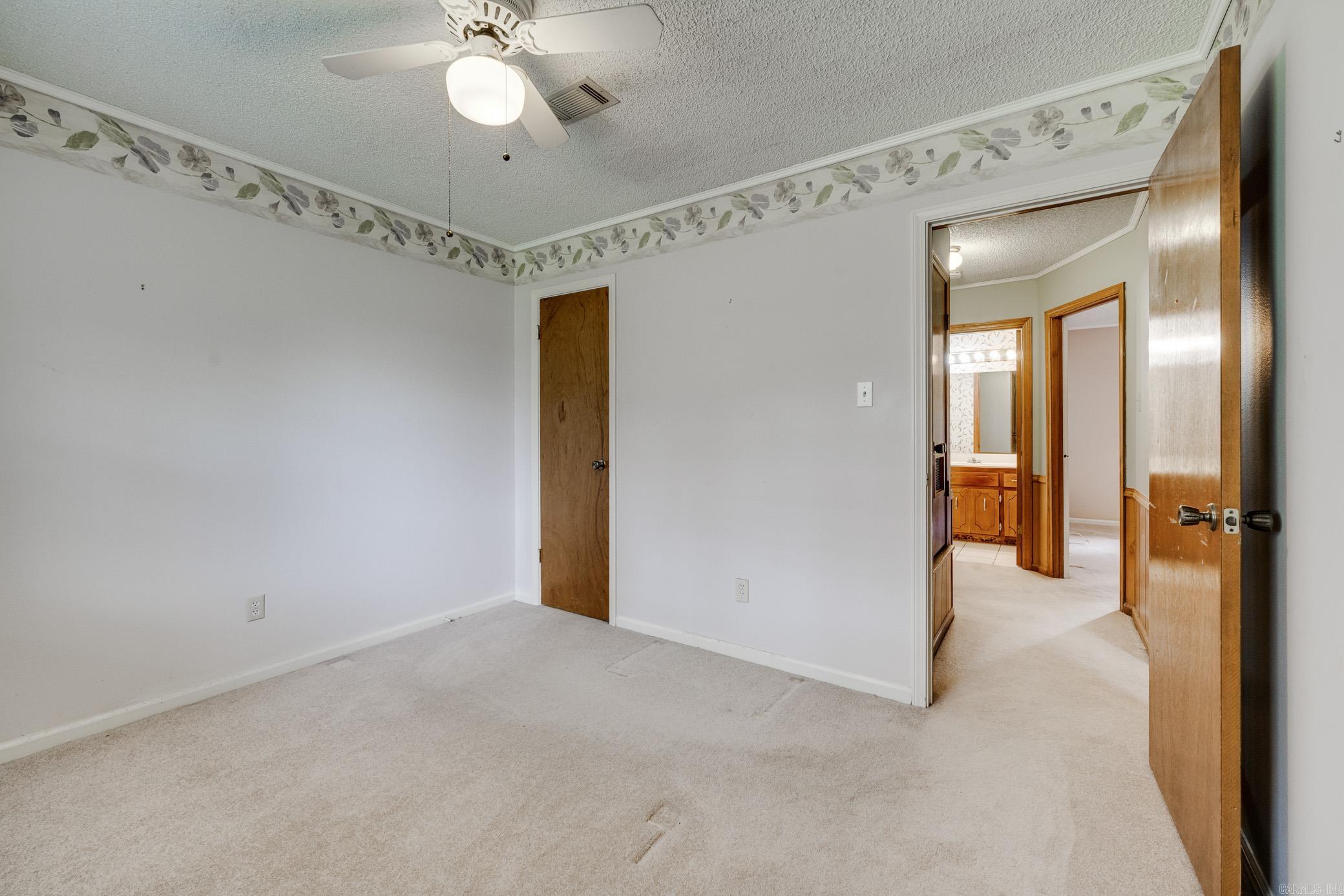 PINE FOREST - Residential