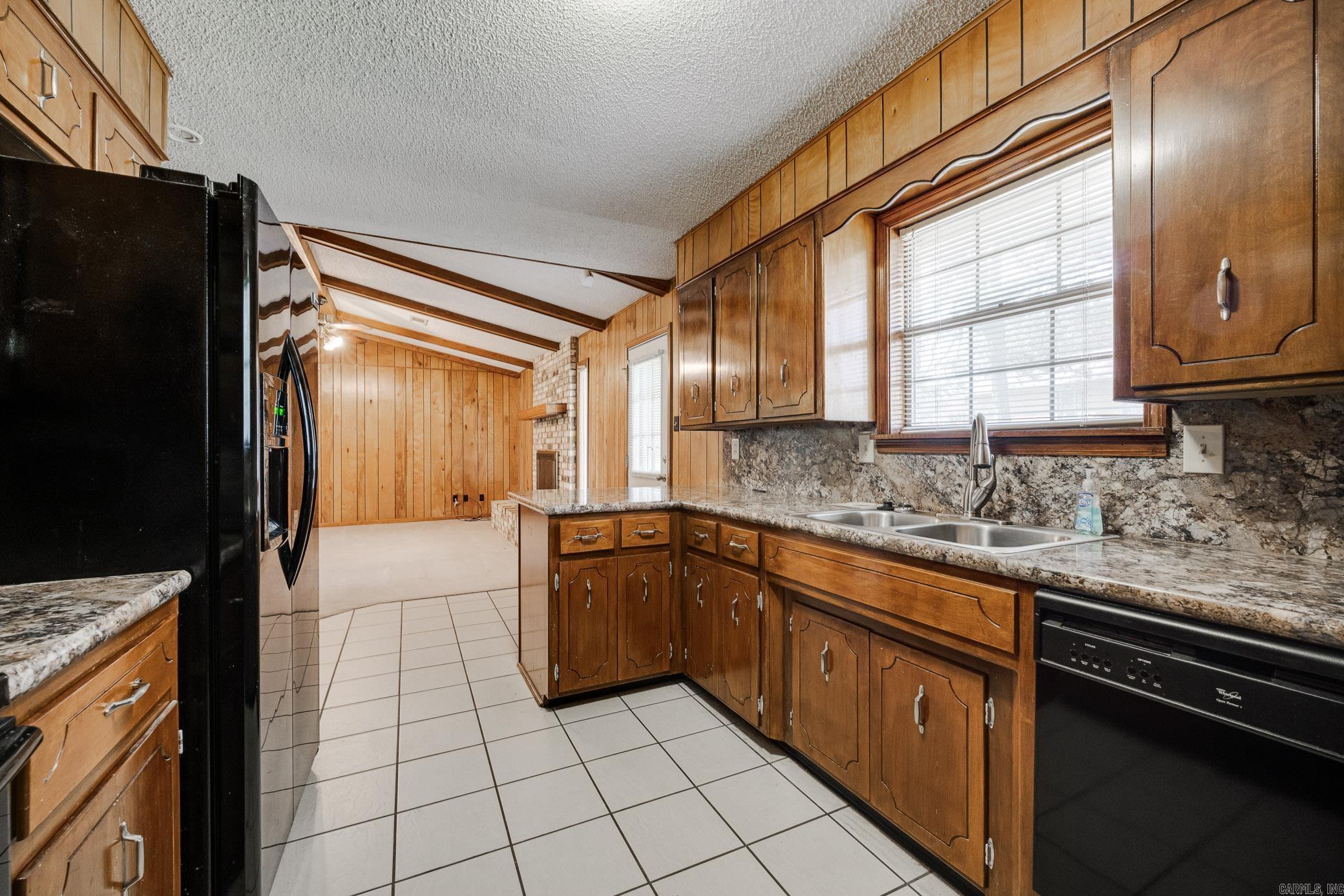 PINE FOREST - Residential