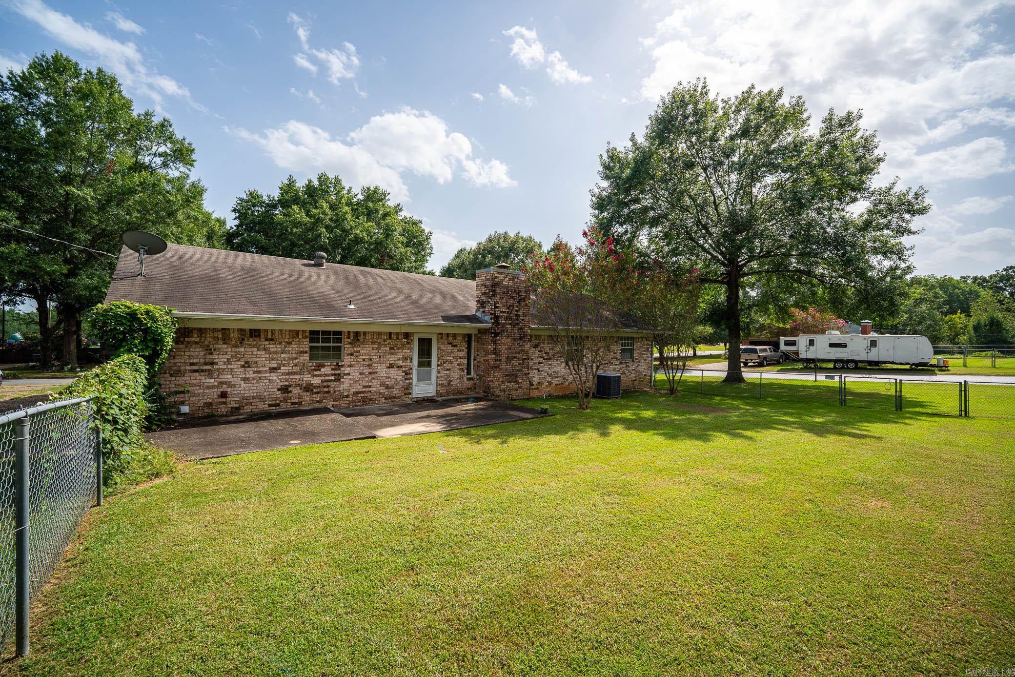 PINE FOREST - Residential