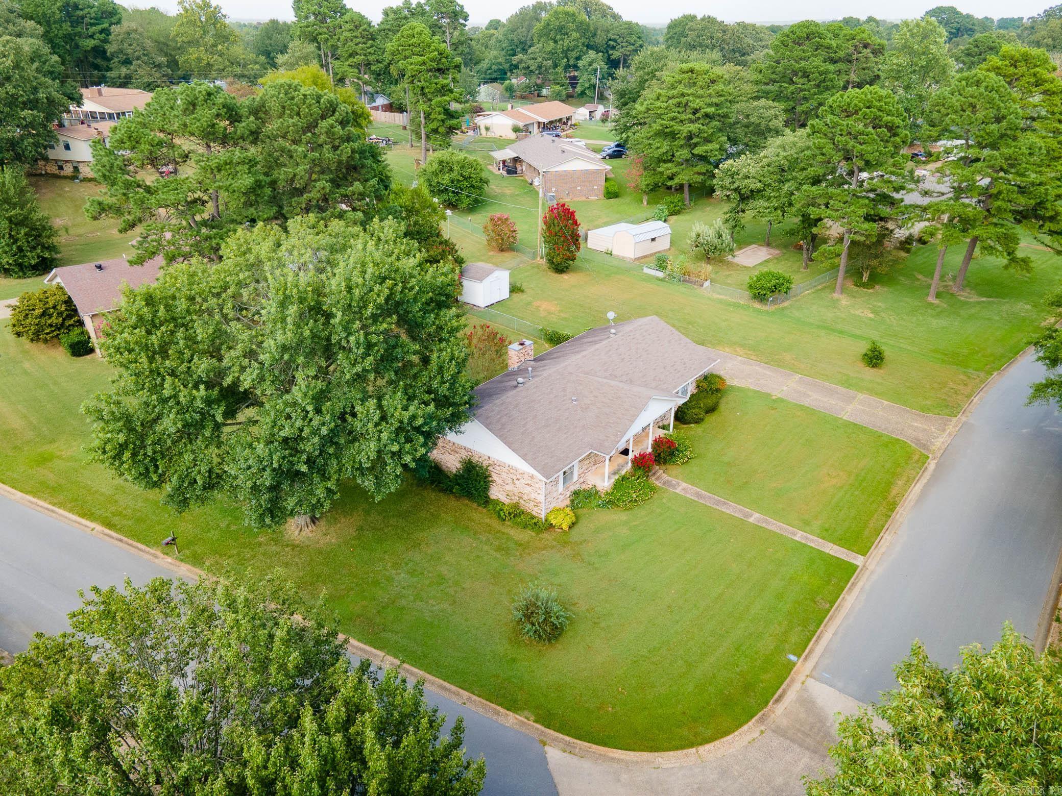 PINE FOREST - Residential