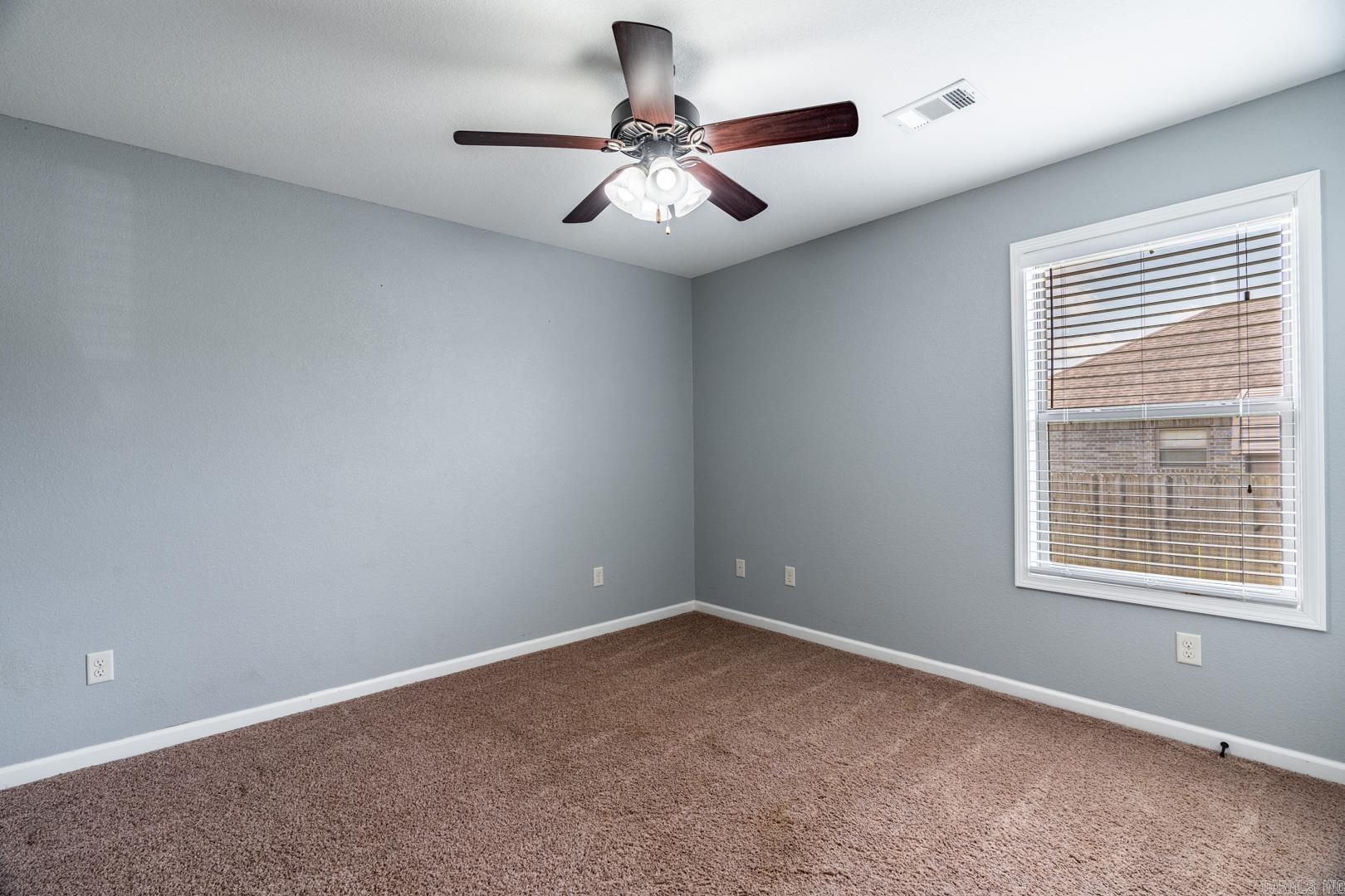 CROSS CREEK - Residential