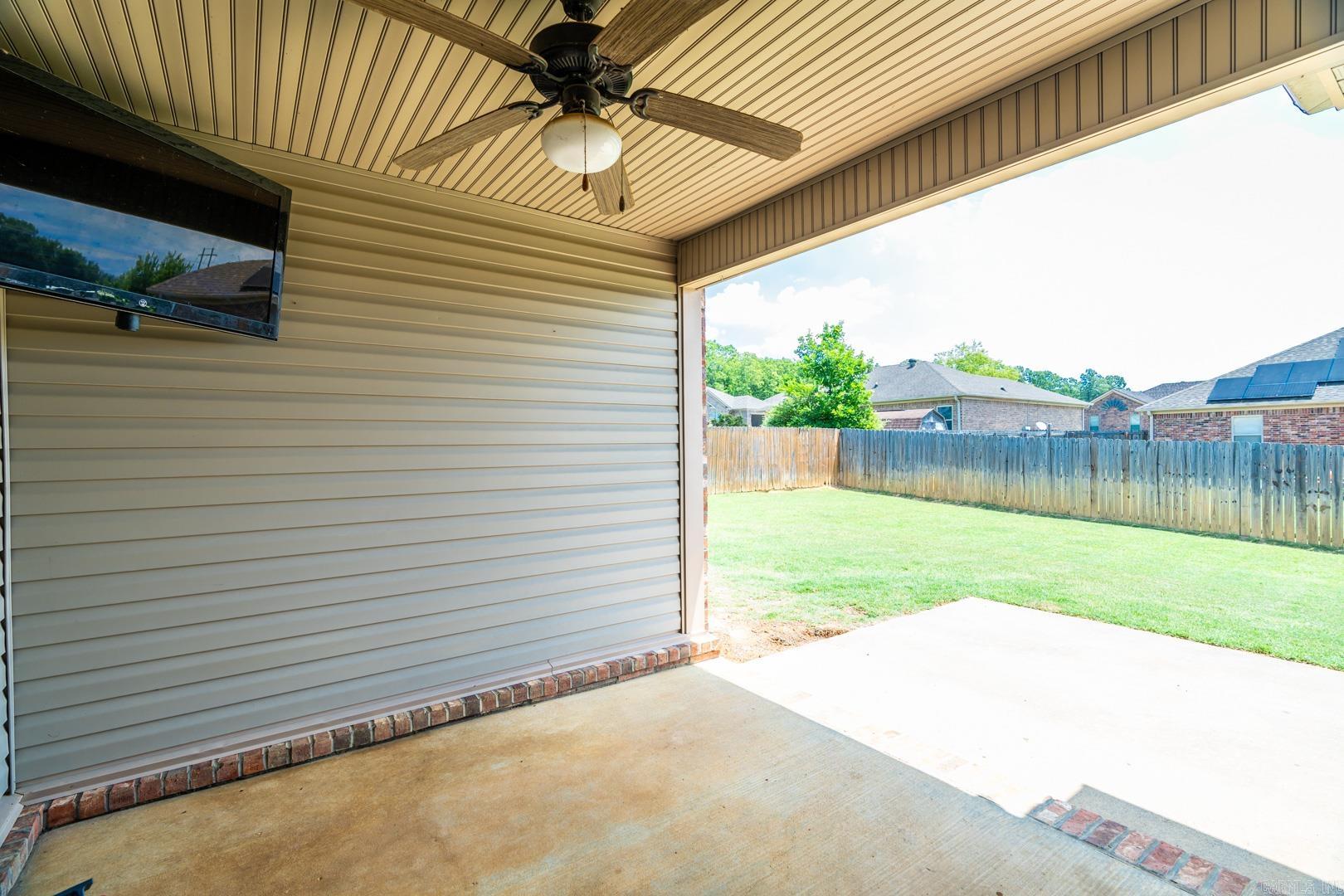 CROSS CREEK - Residential